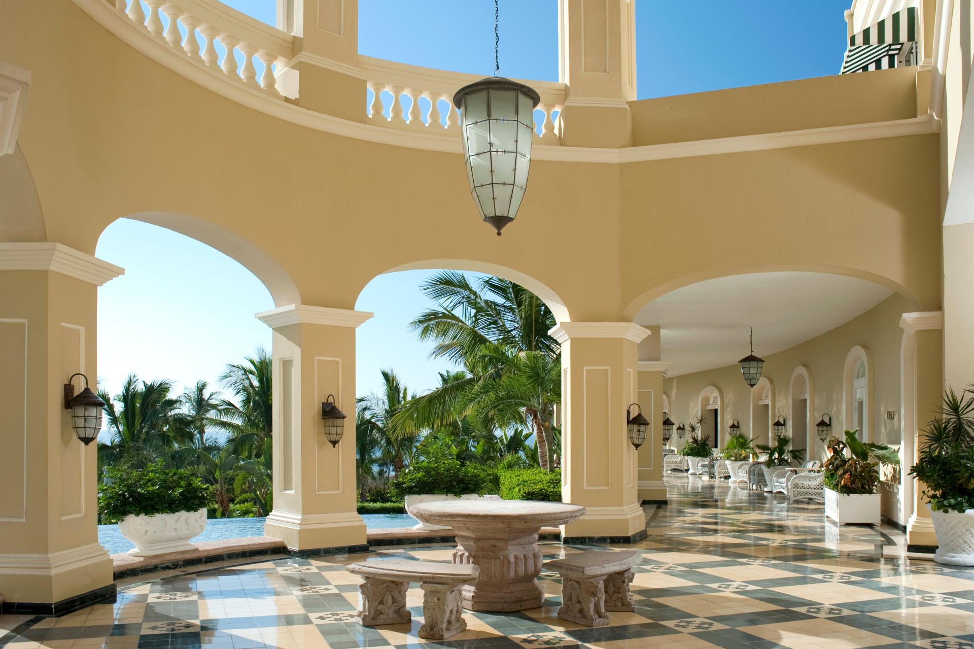 Vista Lobby Pueblo Bonito Emerald Bay Resort & Spa - All Inclusive