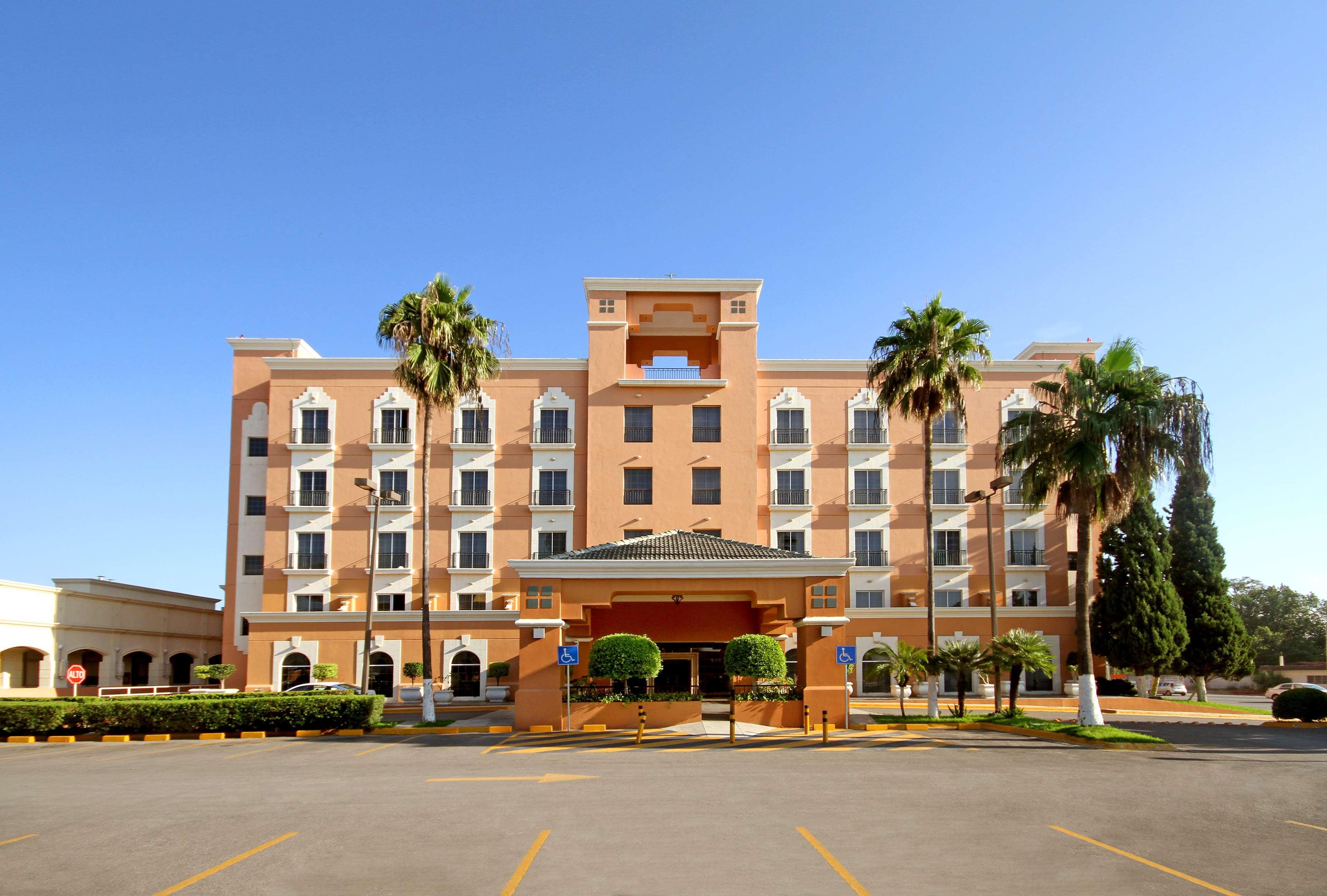 Vista Exterior iStay Hotel Ciudad Victoria