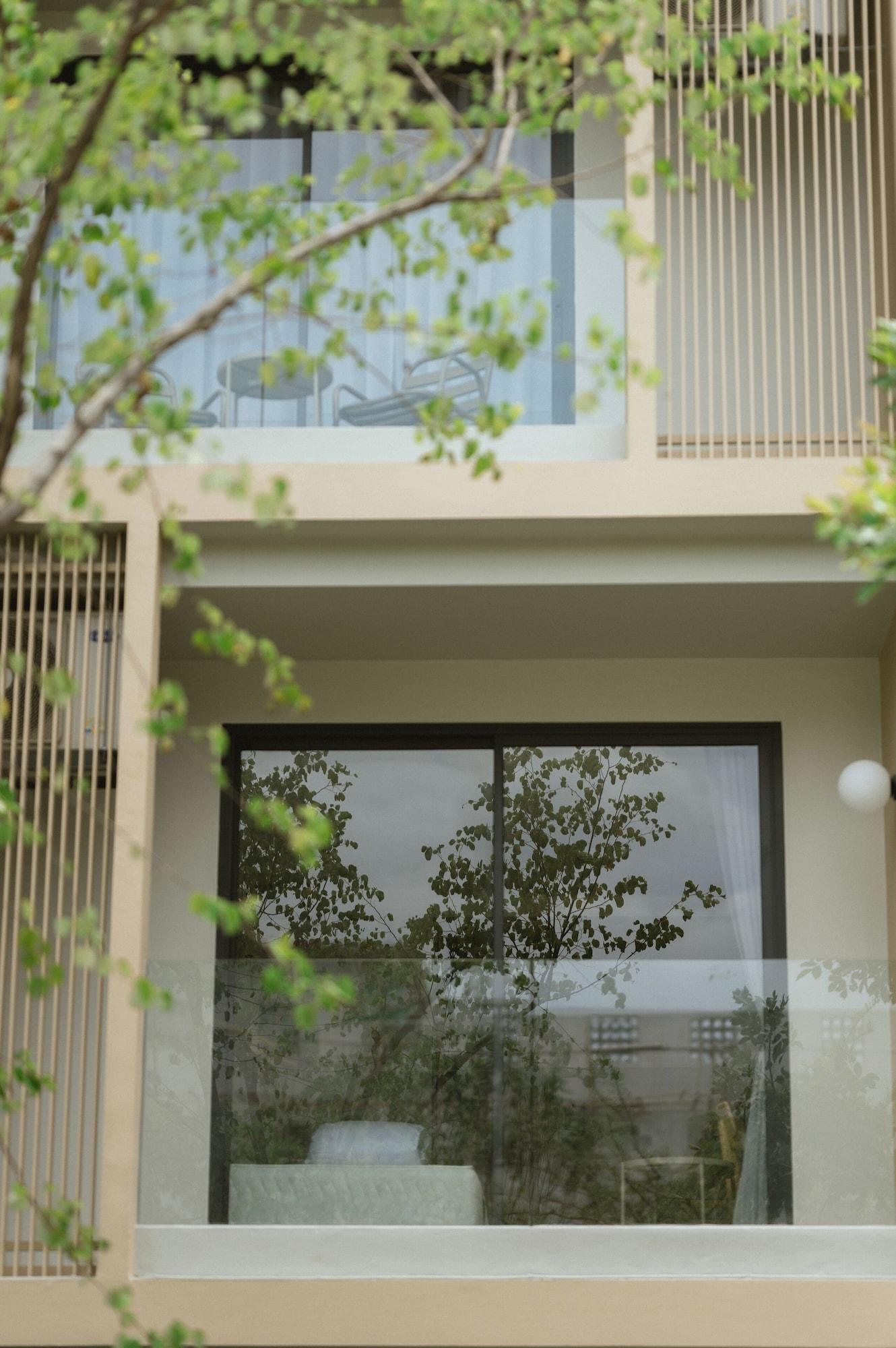 Vista Exterior PAAK Hotel Suvarnabhumi