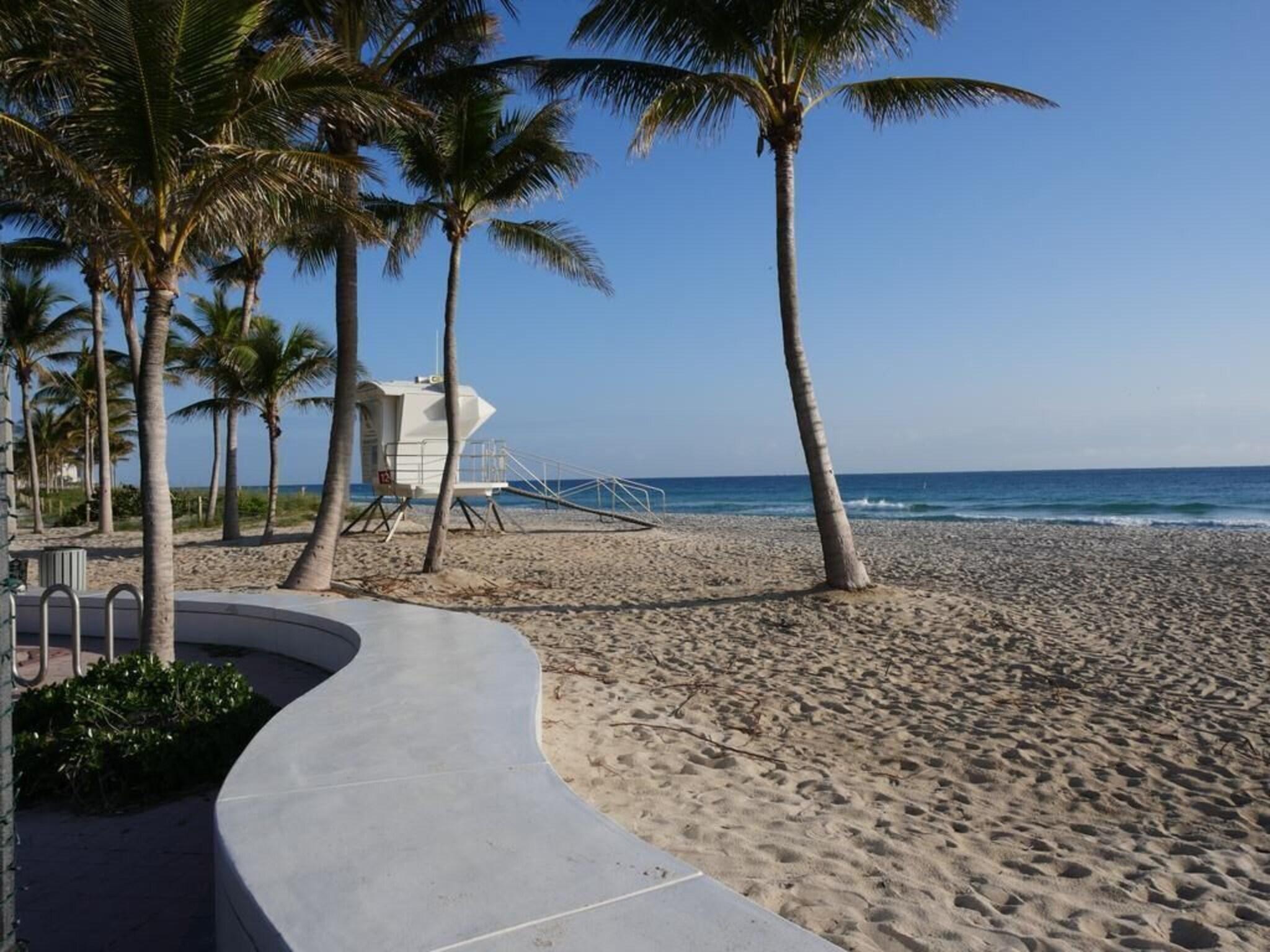 Playa Holiday Isle Yacht Club