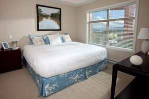 Alquiler Vacacional - Lake View! Resort Style living. Short term rentals are allowed  at this complex.