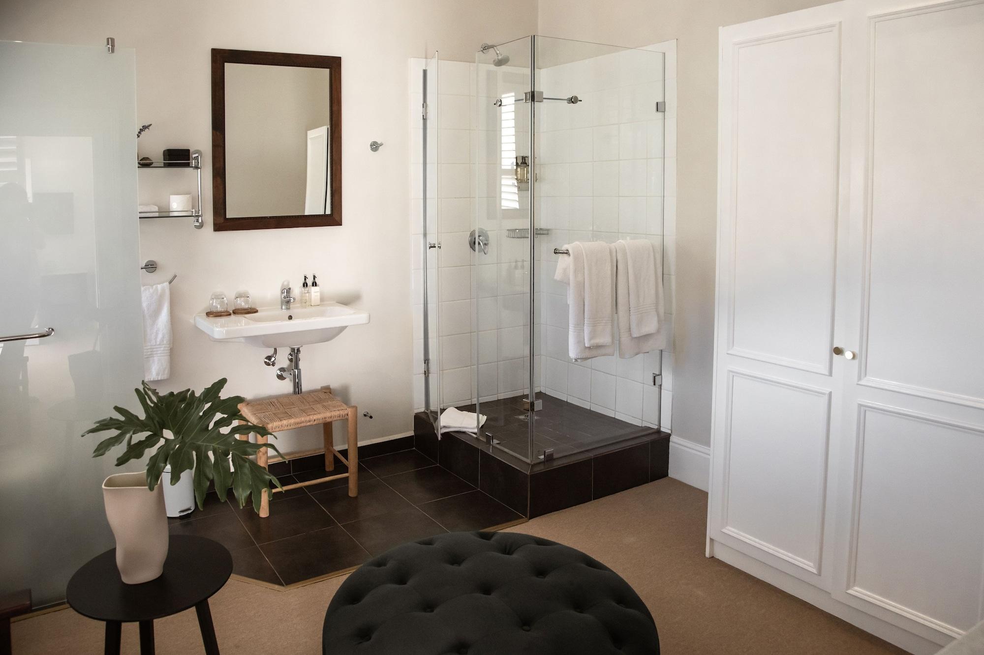 Equipamiento de Habitación Noah House