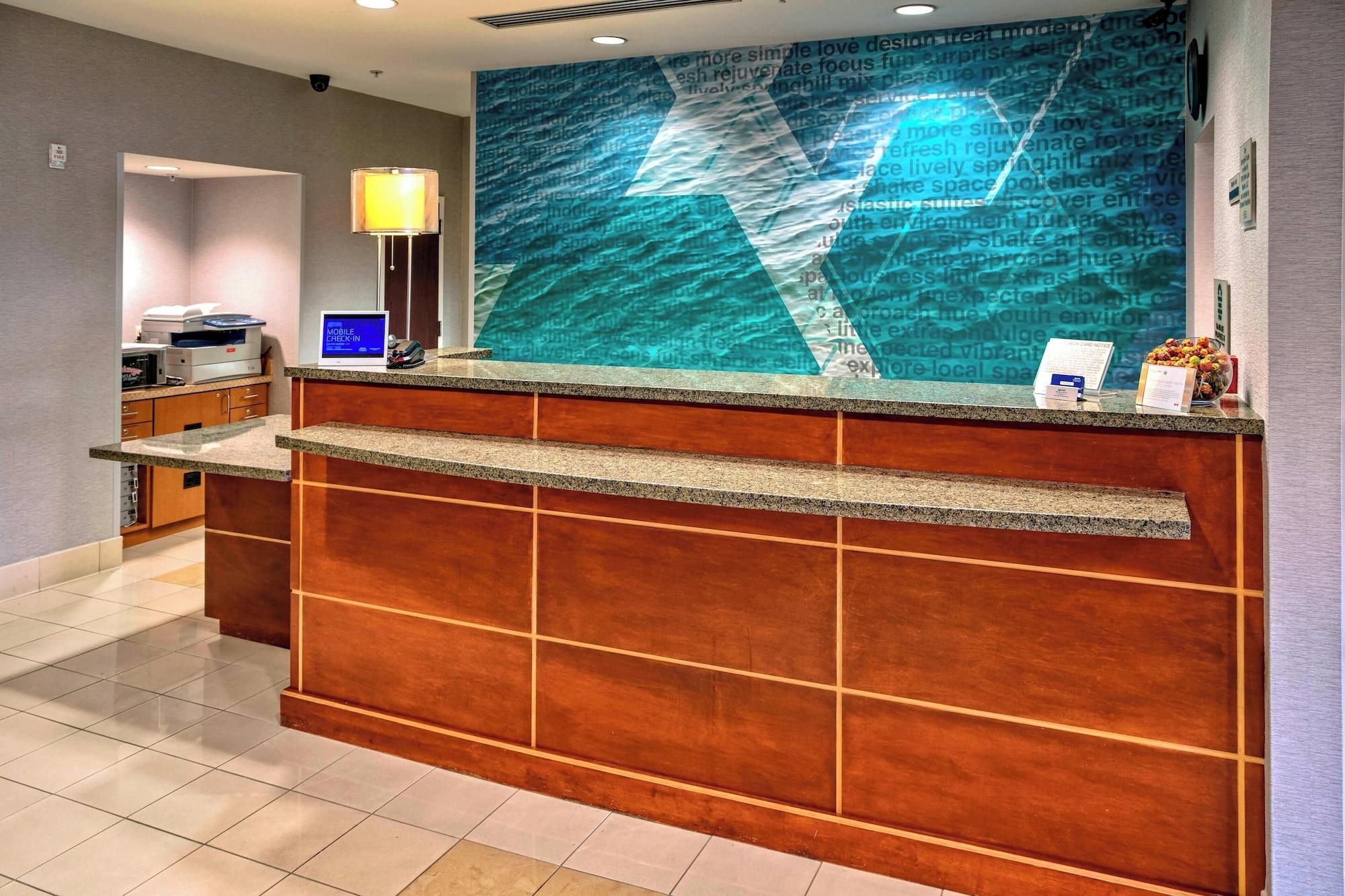 Vista Lobby SpringHill Suites by Marriott Naples
