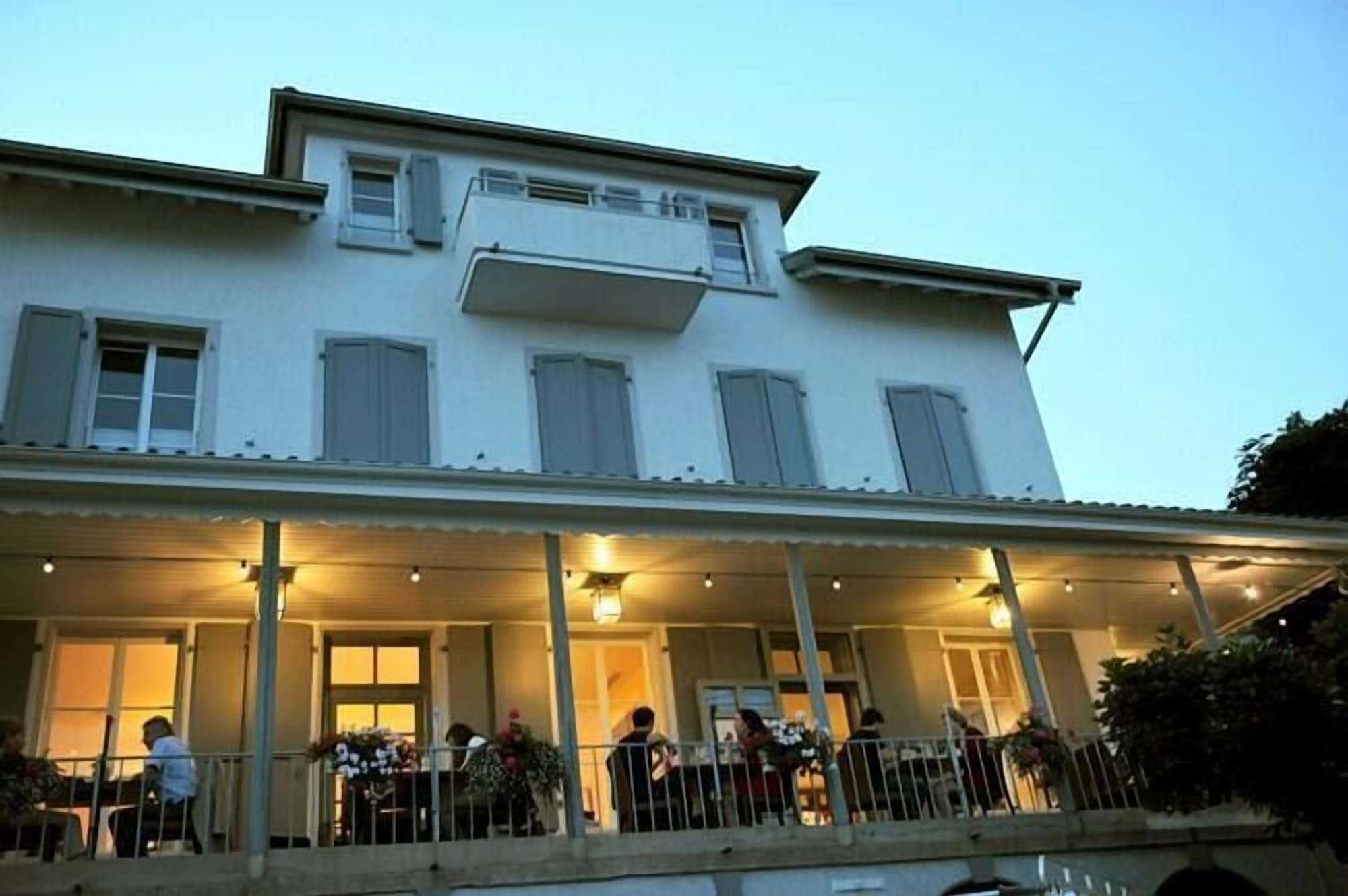 Vista Exterior Auberge de la Gare