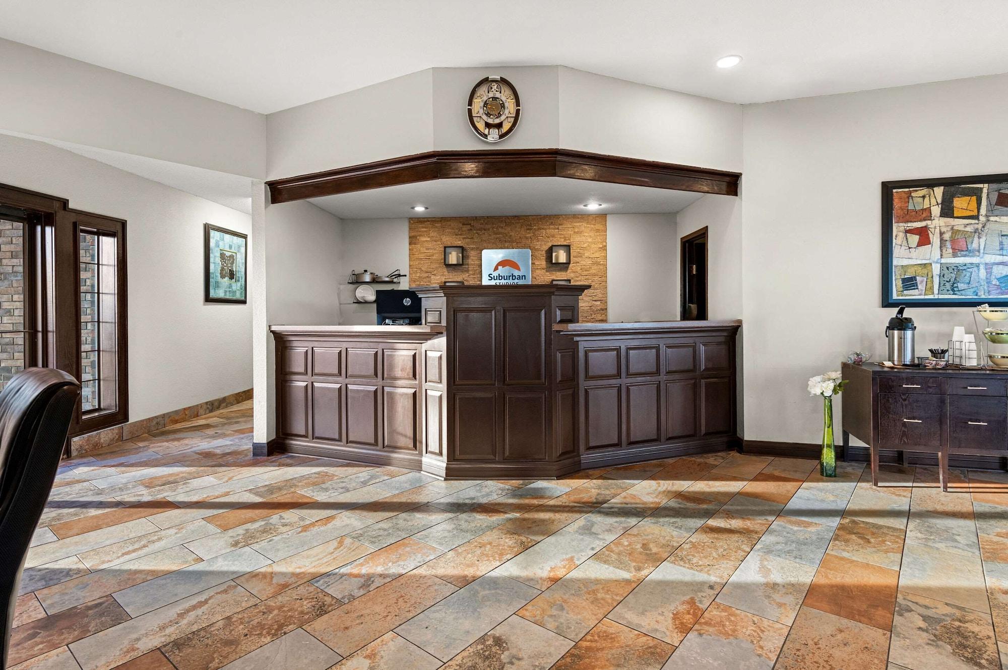 Vista Lobby Suburban Studios Kansas City Airport North