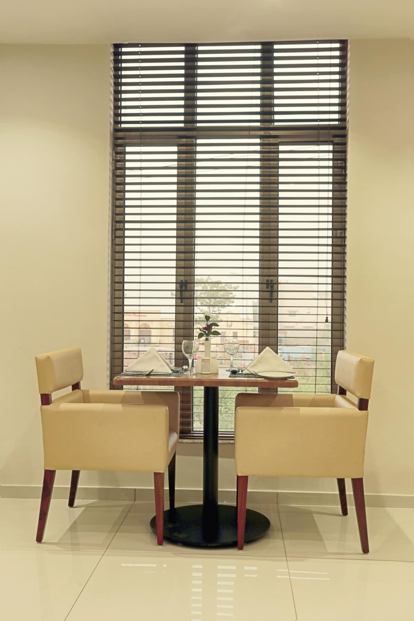 Restaurant Avari Xpress Faisalabad