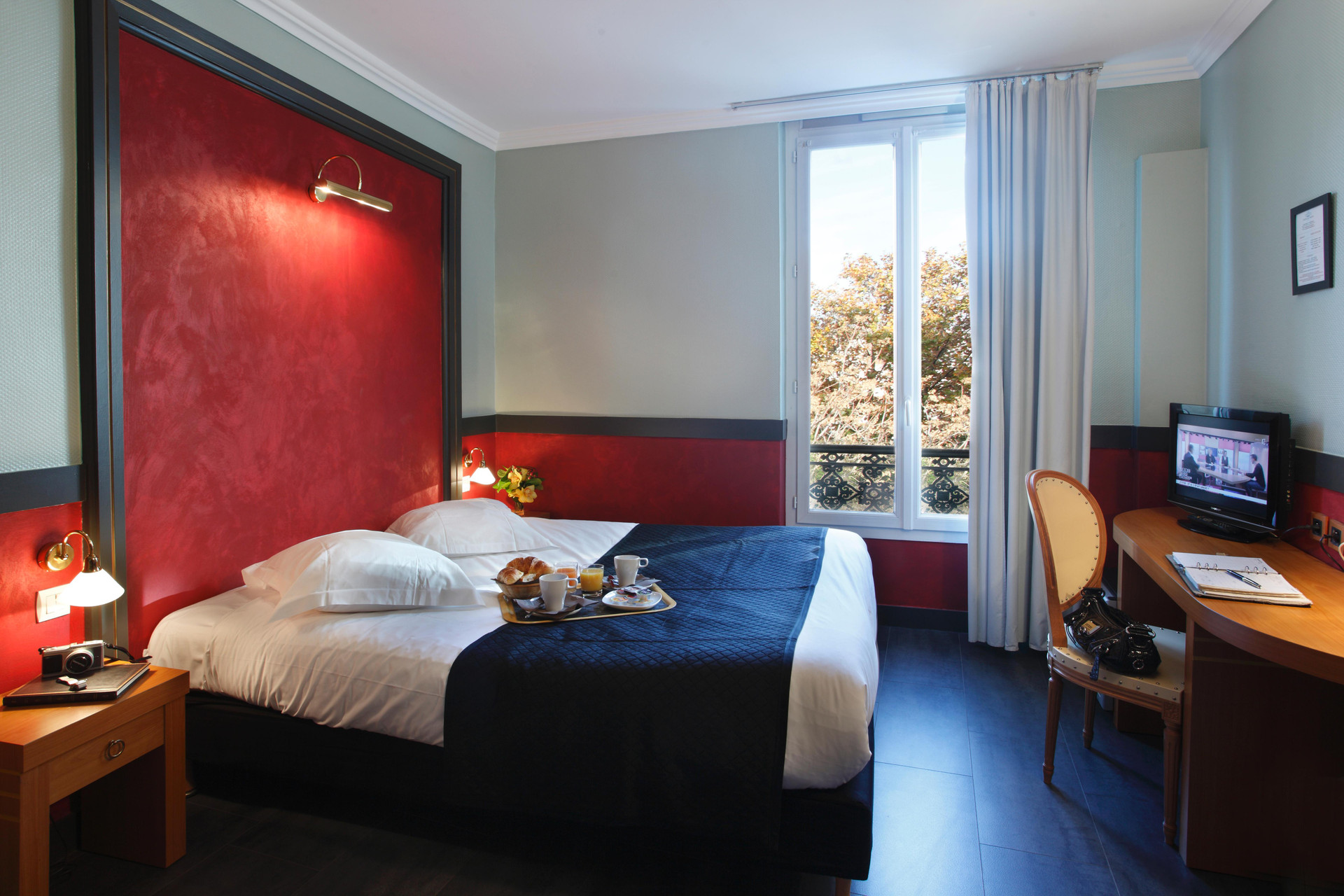 Varios Adonis Hotel Marseille Vieux Port