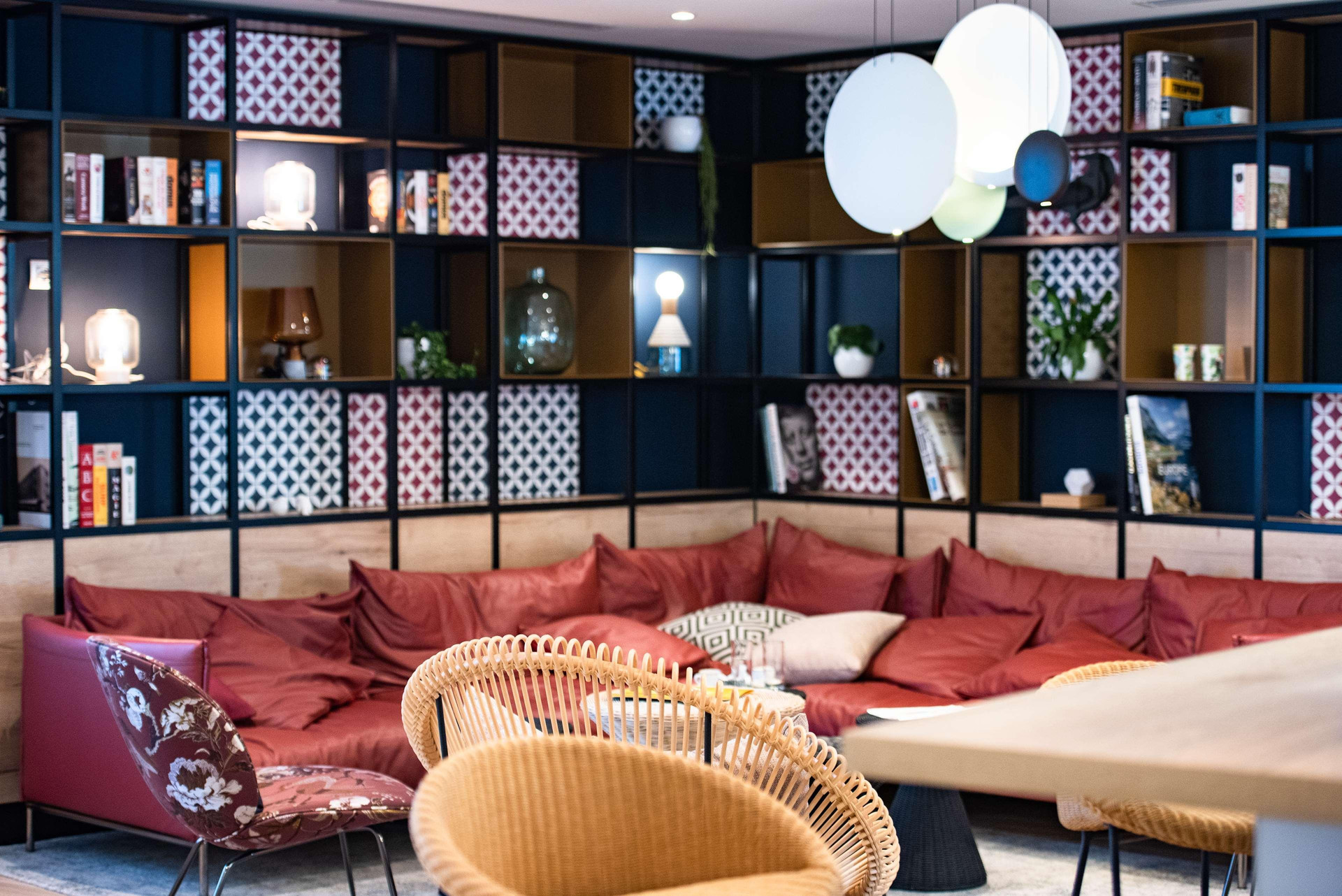 Vista Lobby Radisson Hotel Aix en Provence