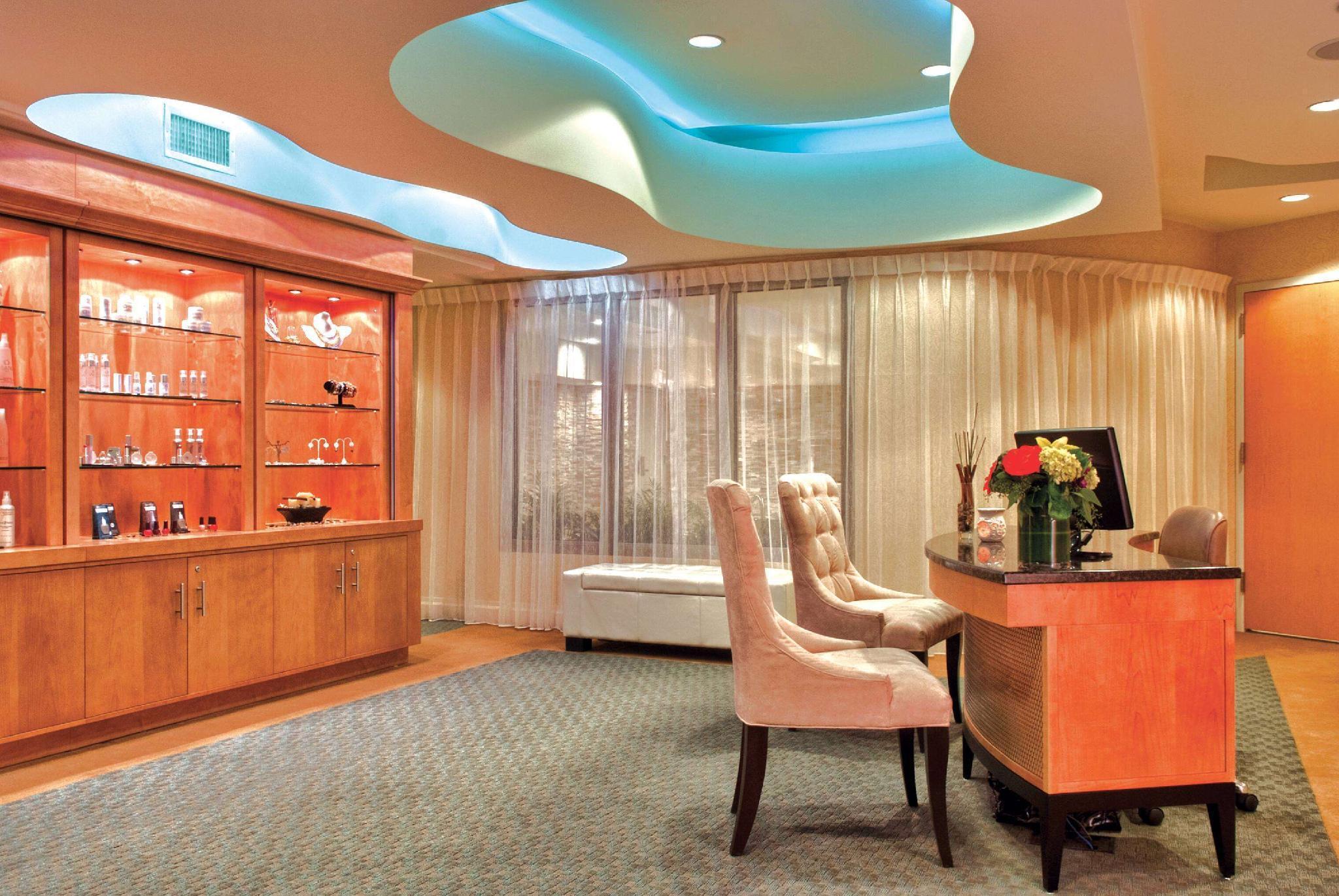 Vista Lobby Viana Hotel and Spa, Trademark Collection by Wyndham