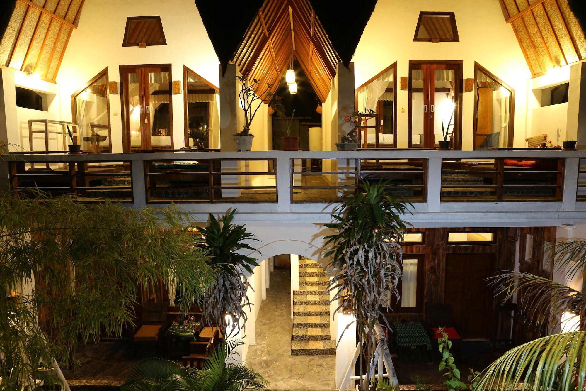 Vista Exterior Sayang Mama Inn