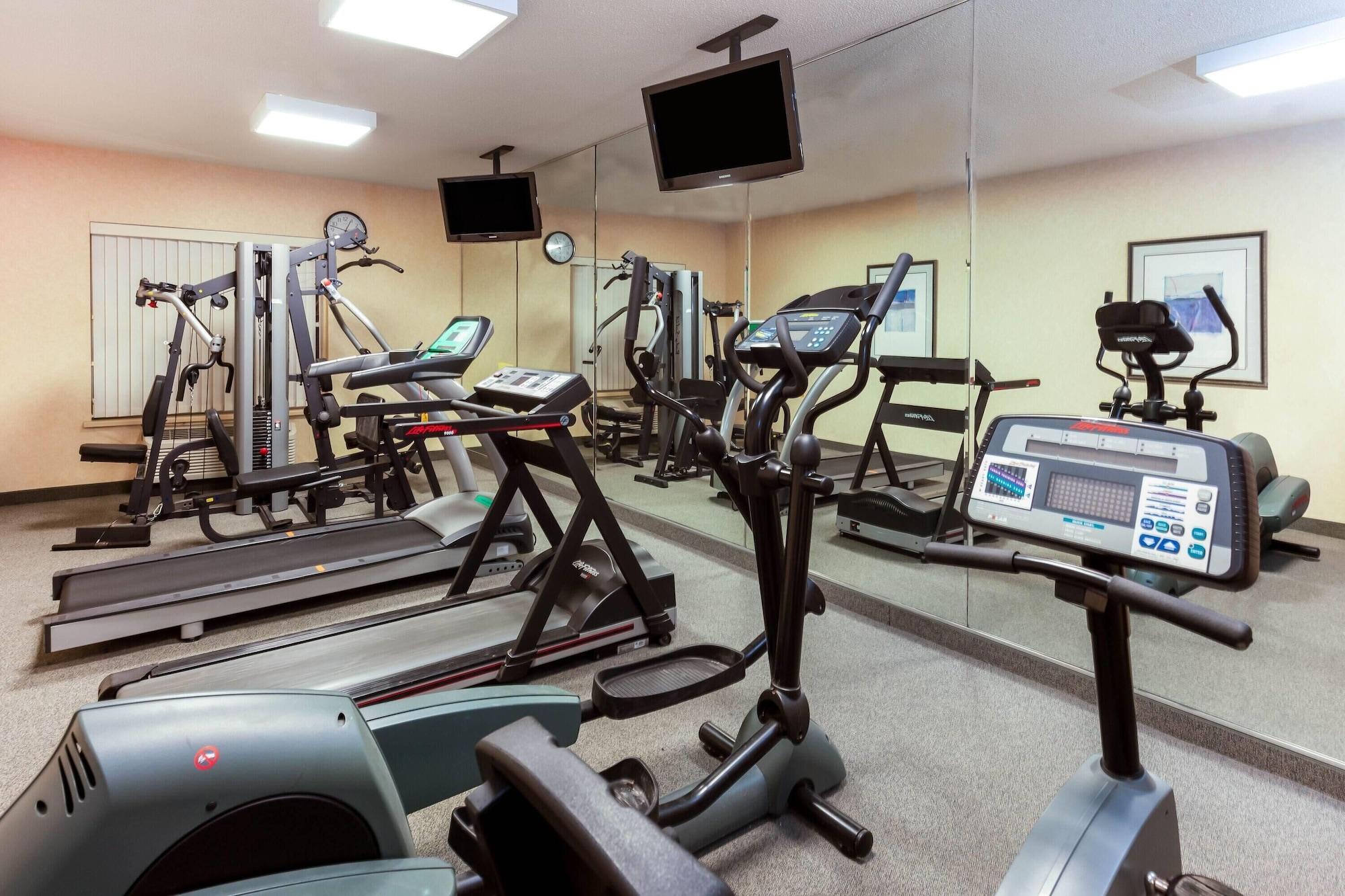 Gimnasio La Quinta Inn & Suites by Wyndham Milwaukee SW New Berlin