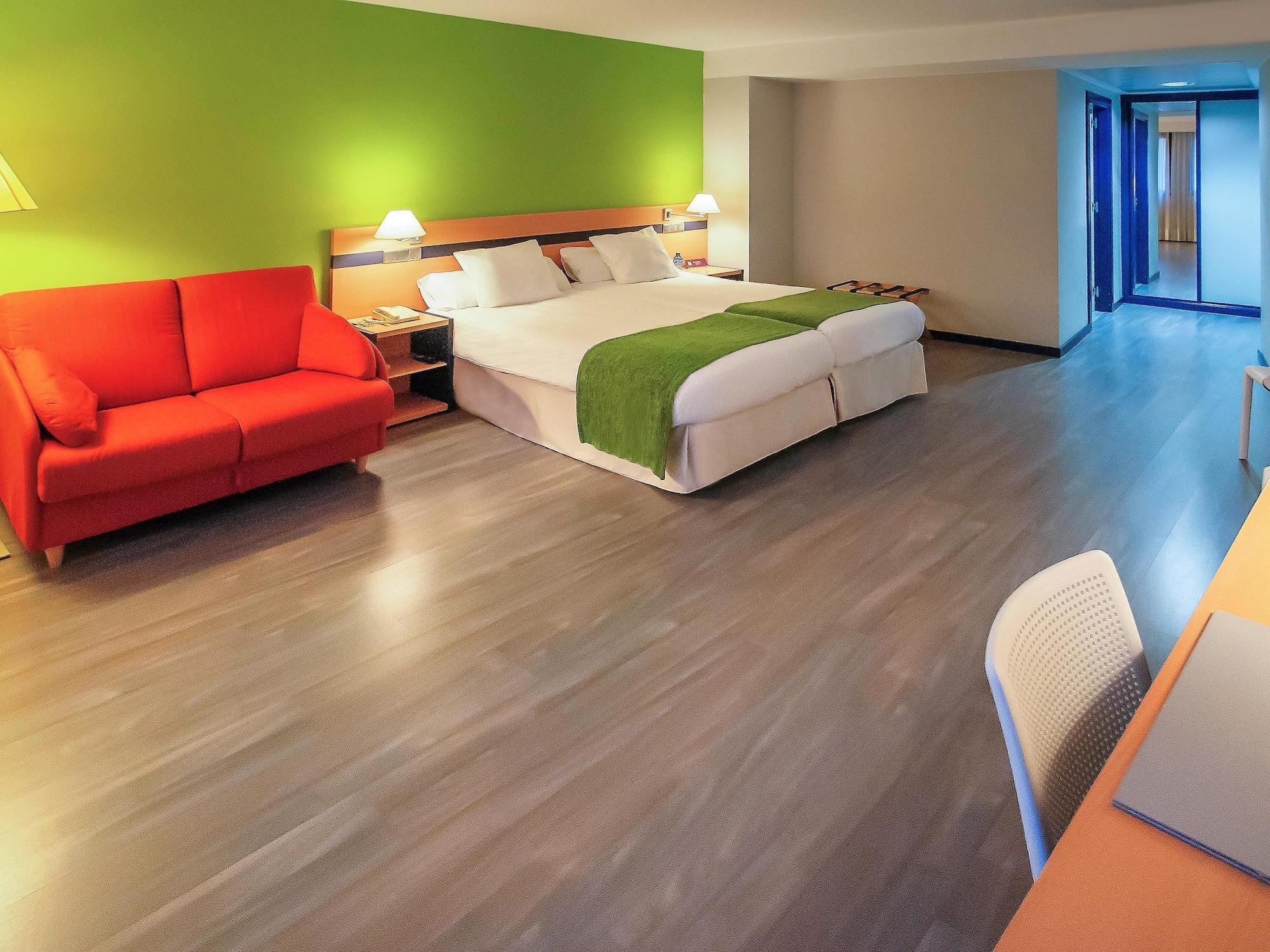 Habitación ibis Styles Zaragoza Ramiro I