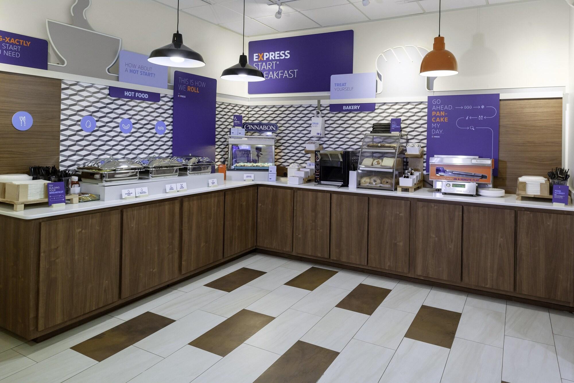 Hotel HOLIDAY INN EXPRESS MYRTLE BEACH-BROADWAY@THE BCH