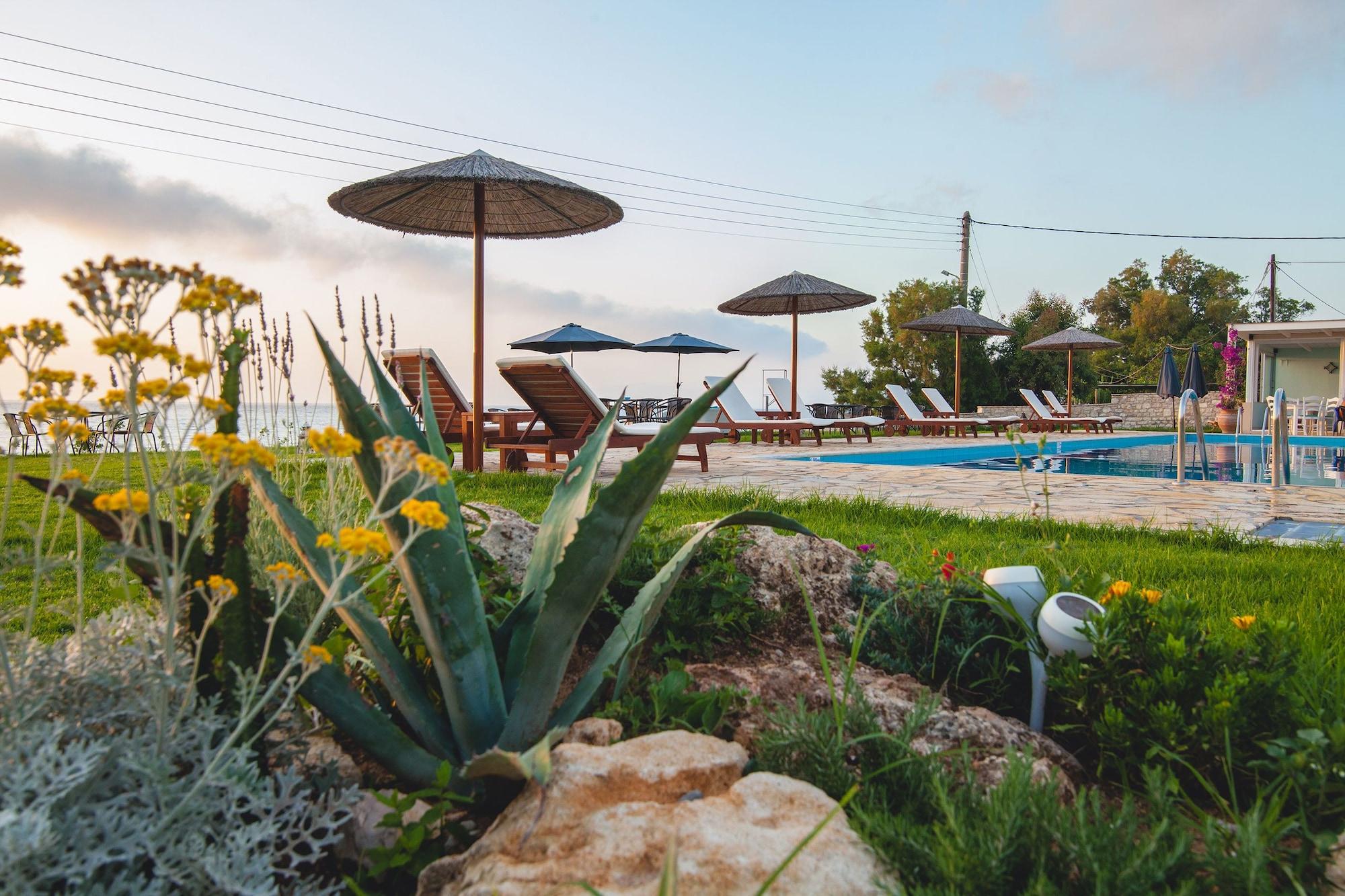 Vista Piscina Kyparissia Blue