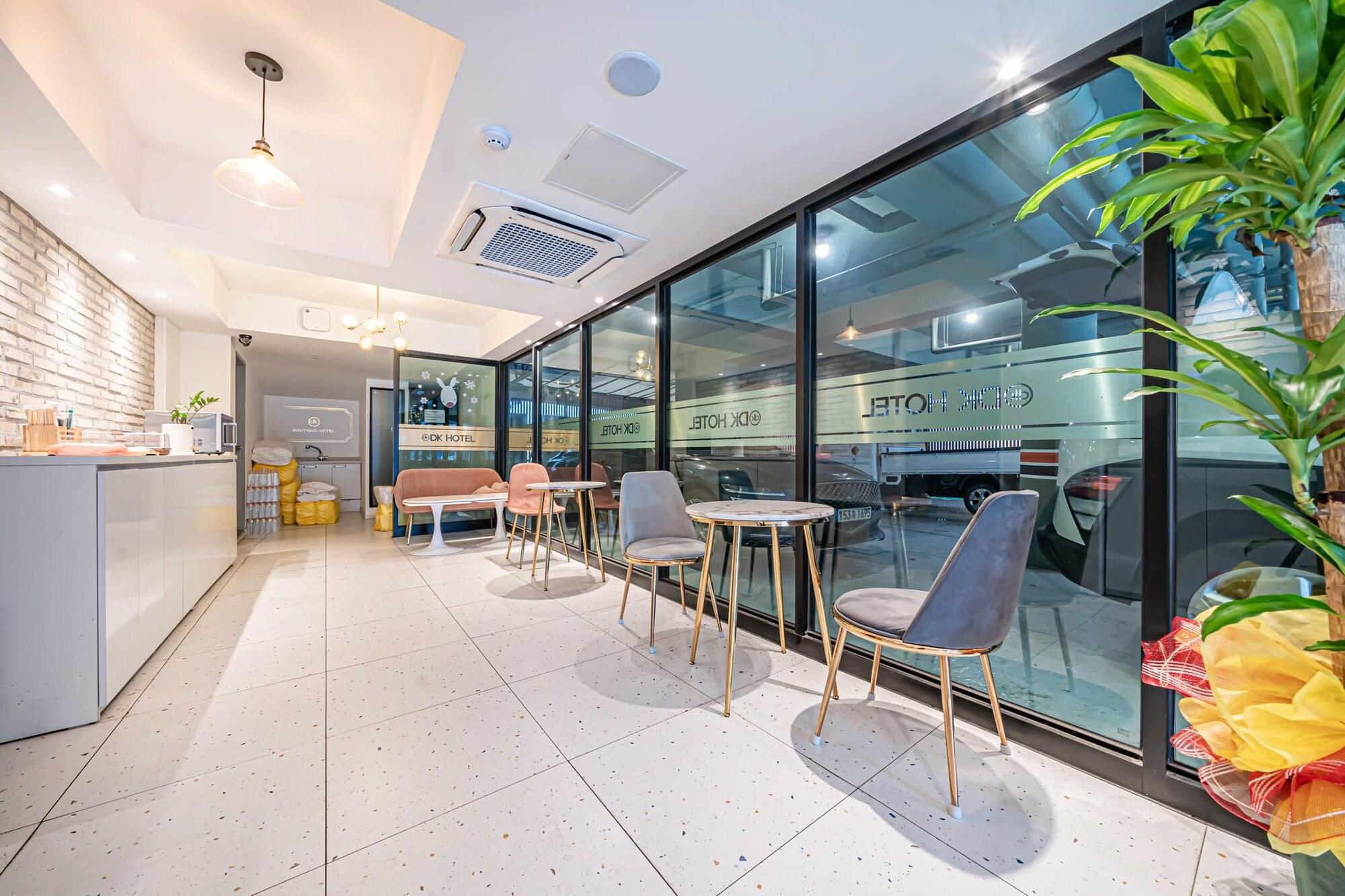 Vista Lobby DK Hotel