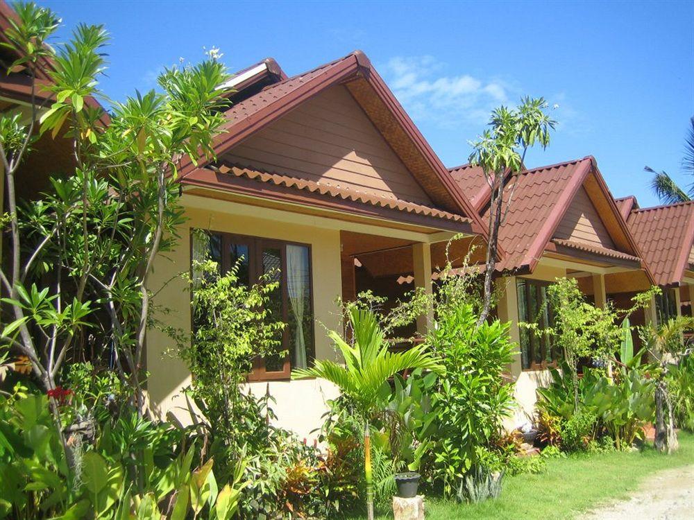Varios Haad Yao Sunset Bungalow
