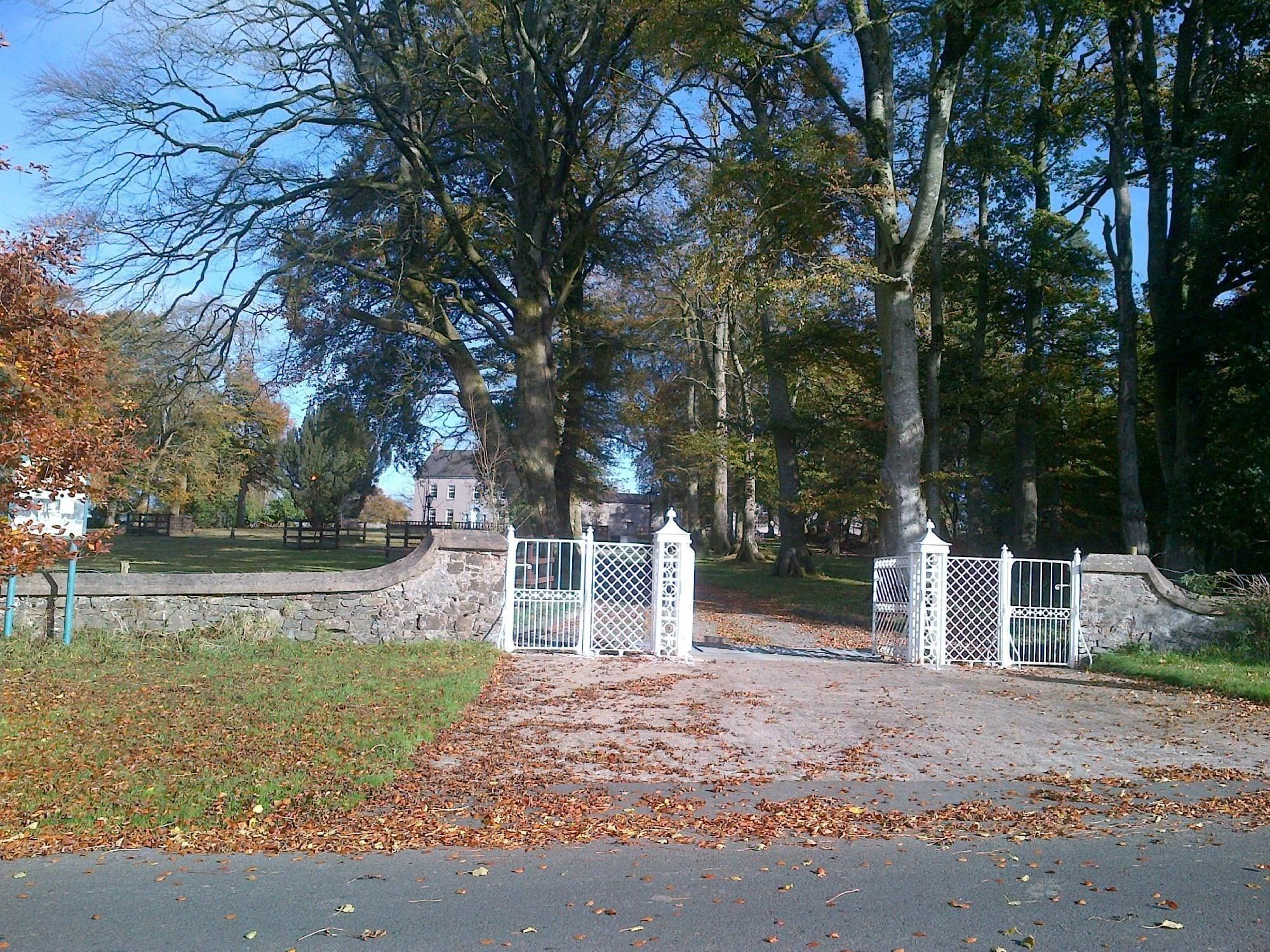 Vista Exterior Dundrum House