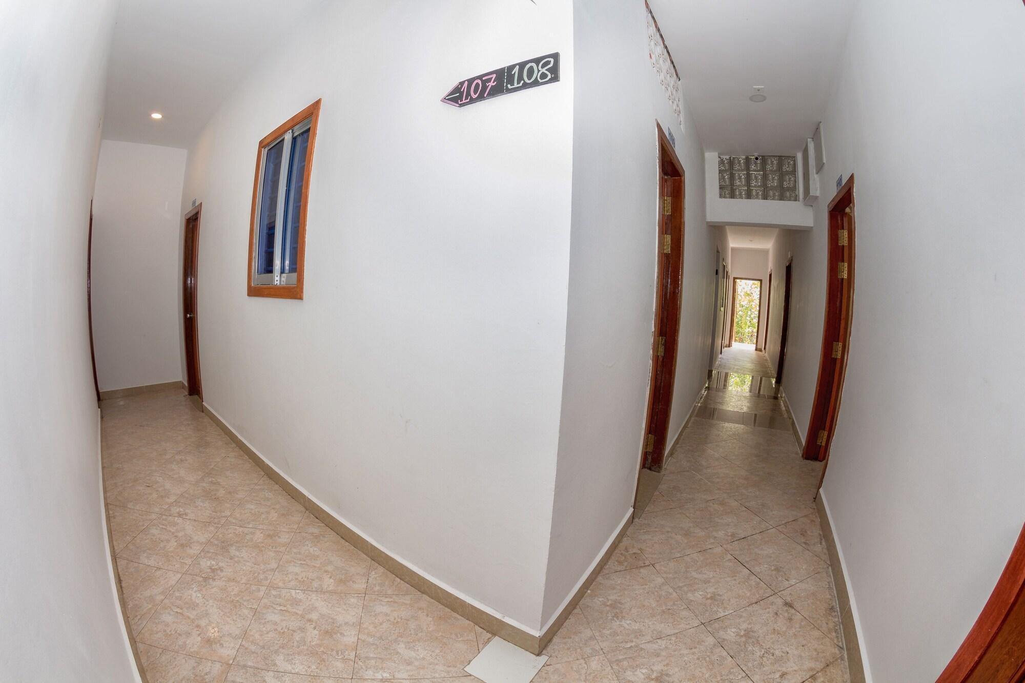 Vista Lobby Poolside Villa