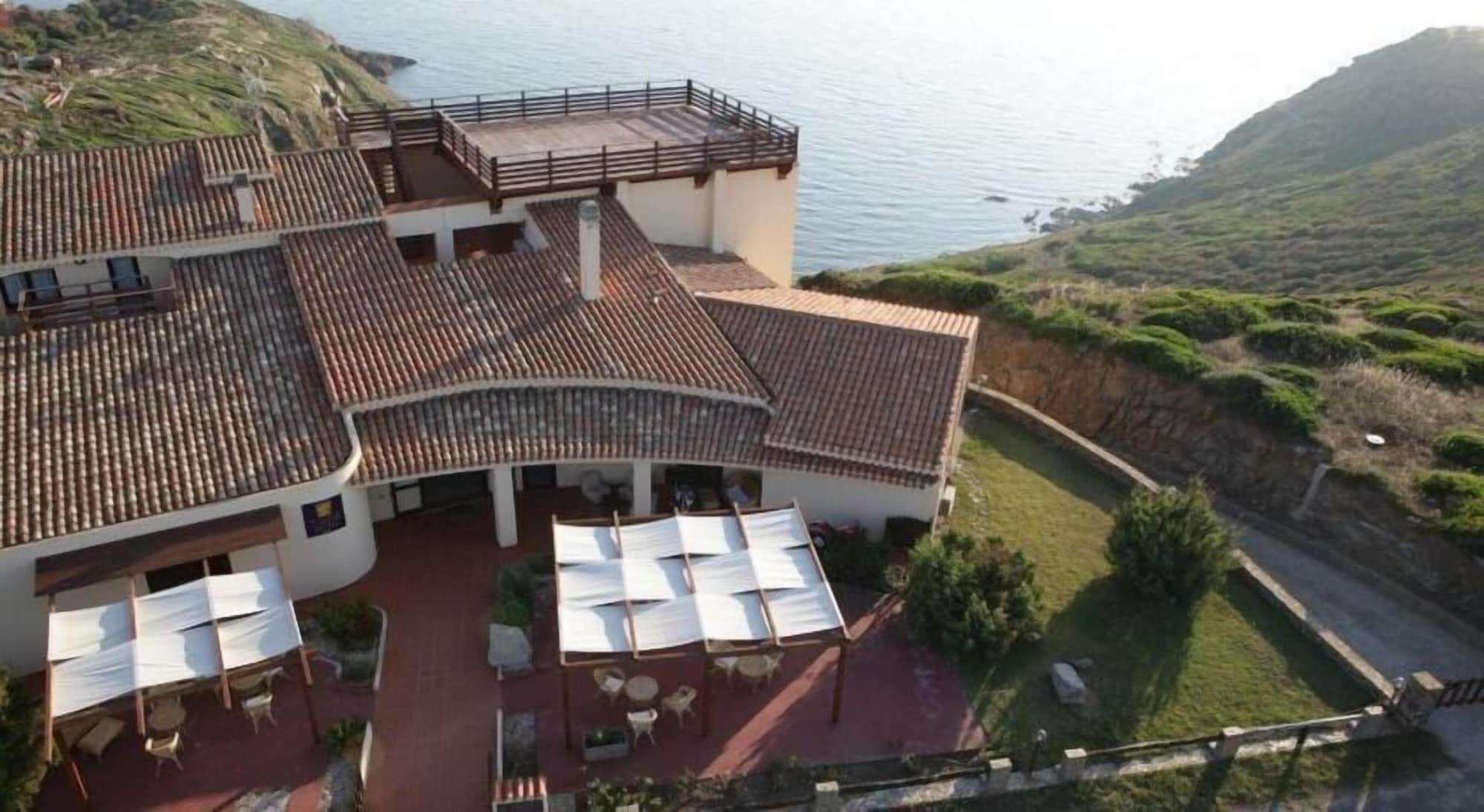 Vista Exterior Torre Hotel