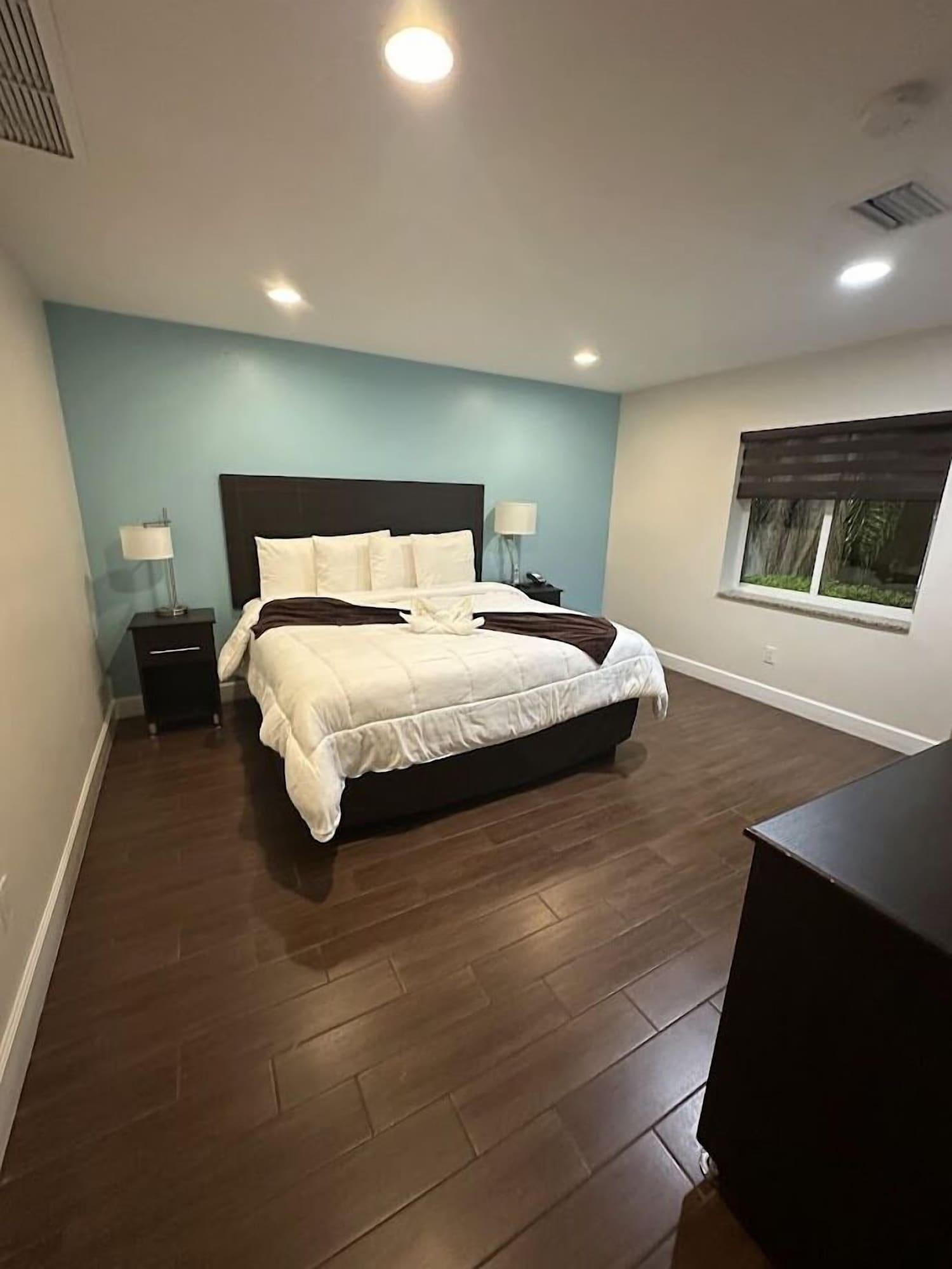 Habitación Curtis Inn & Suites