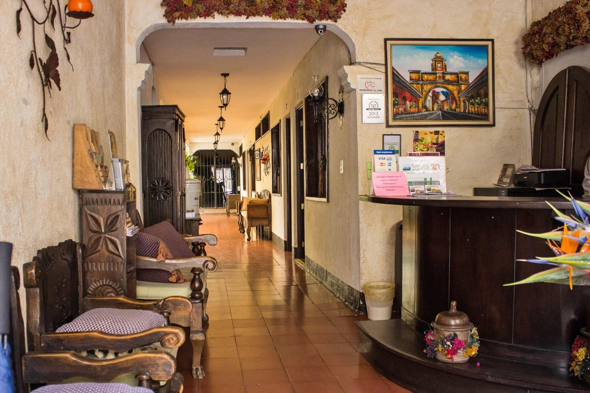 Vista Lobby Posada Doña Luisa