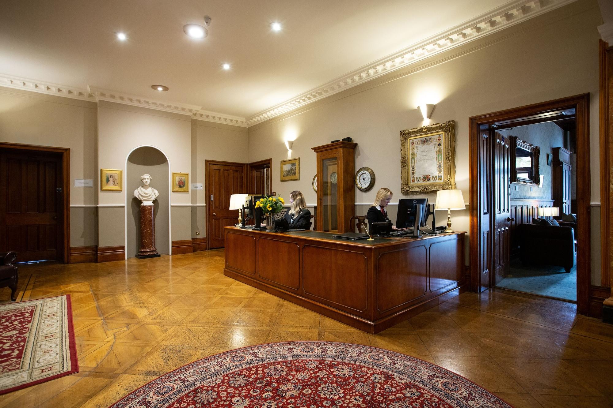 Vista Lobby Accommodation at Salomons Estate