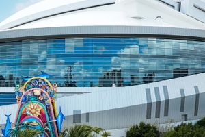 Actividad - Tour por el LoanDepot Park, el estadio de los Marlins