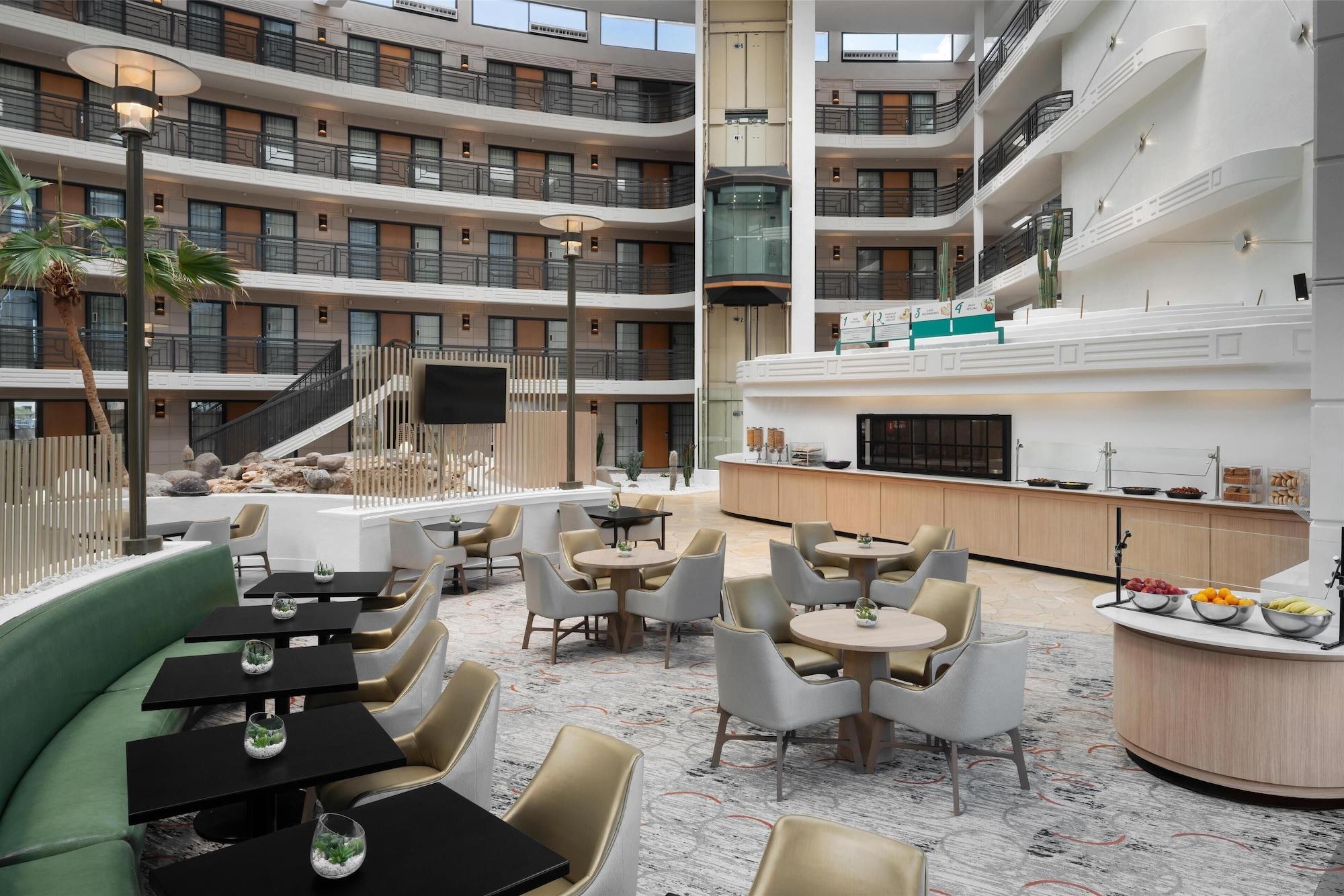 Restaurant Embassy Suites by Hilton Phoenix Biltmore