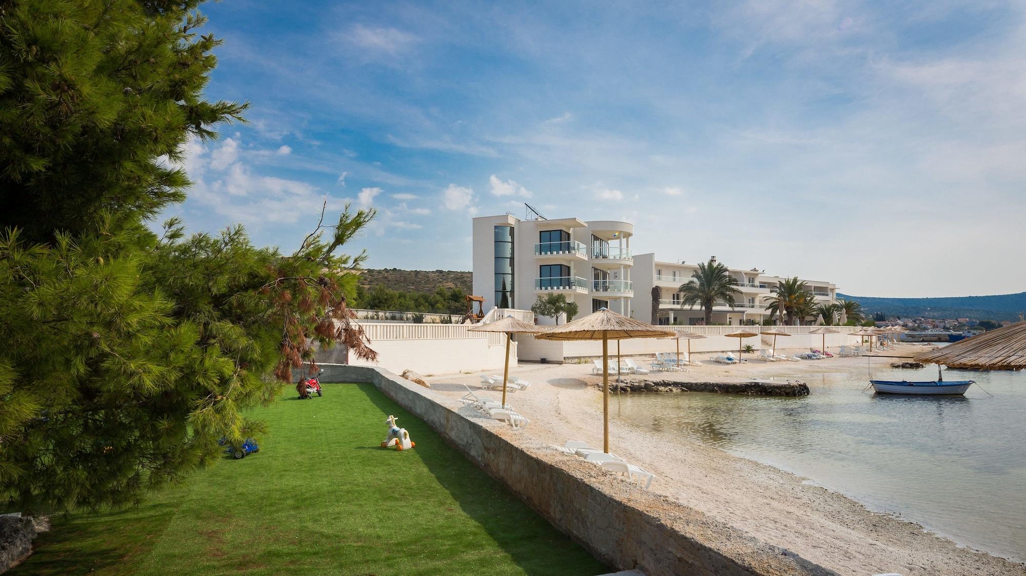Playa Hotel Perla