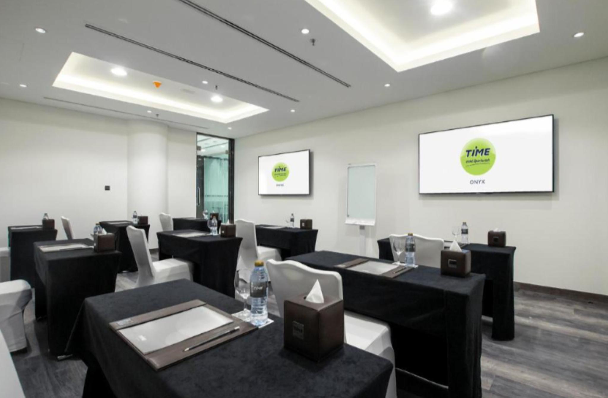 Centro de Negocios TIME Onyx Hotel Apartments