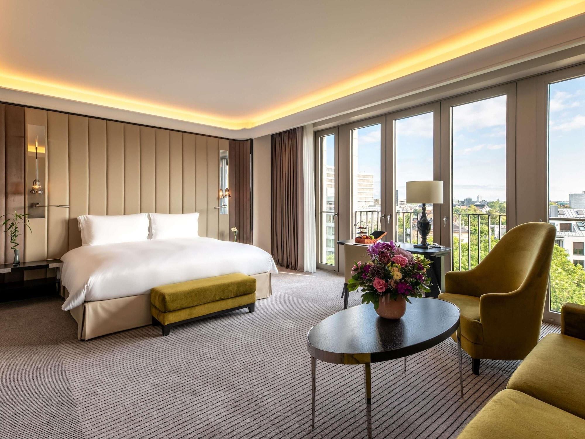 Vista Exterior Sofitel Frankfurt Opera