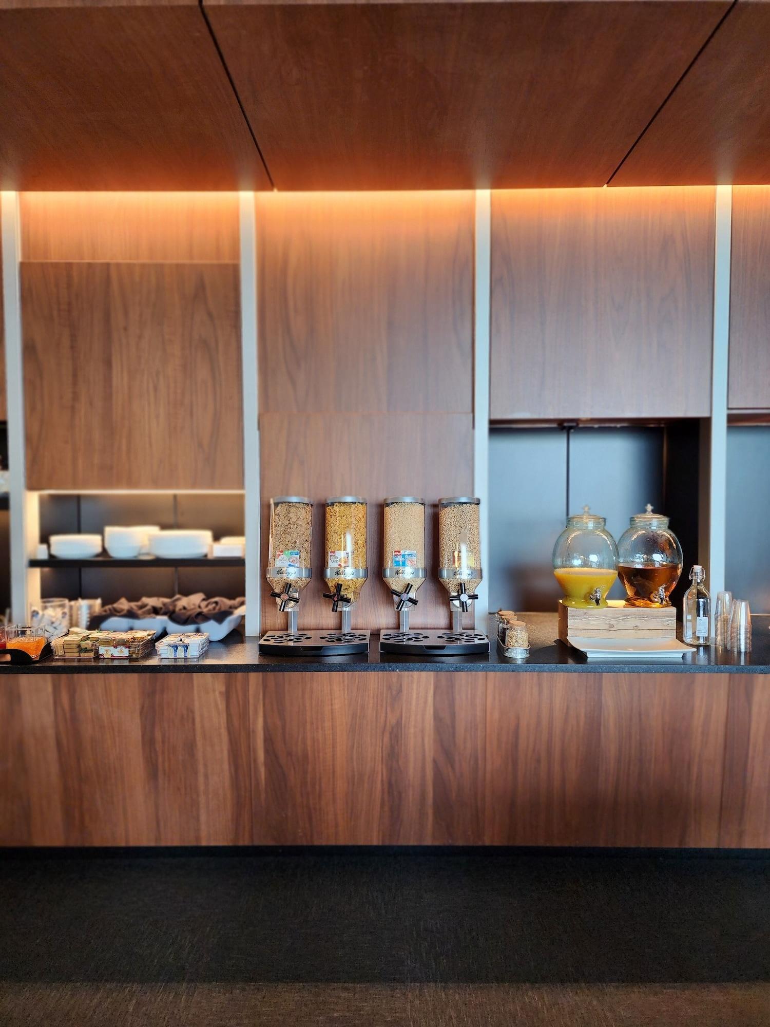 Restaurant Grand Times Hotel Laval - Centropolis