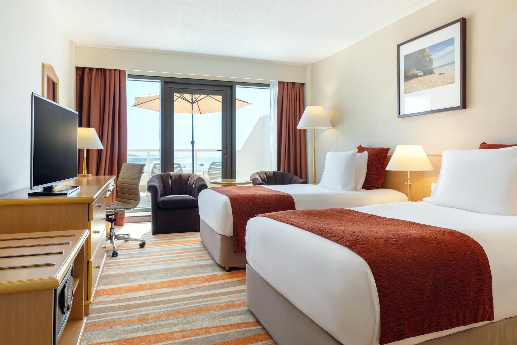 Habitación Crowne Plaza Muscat by IHG