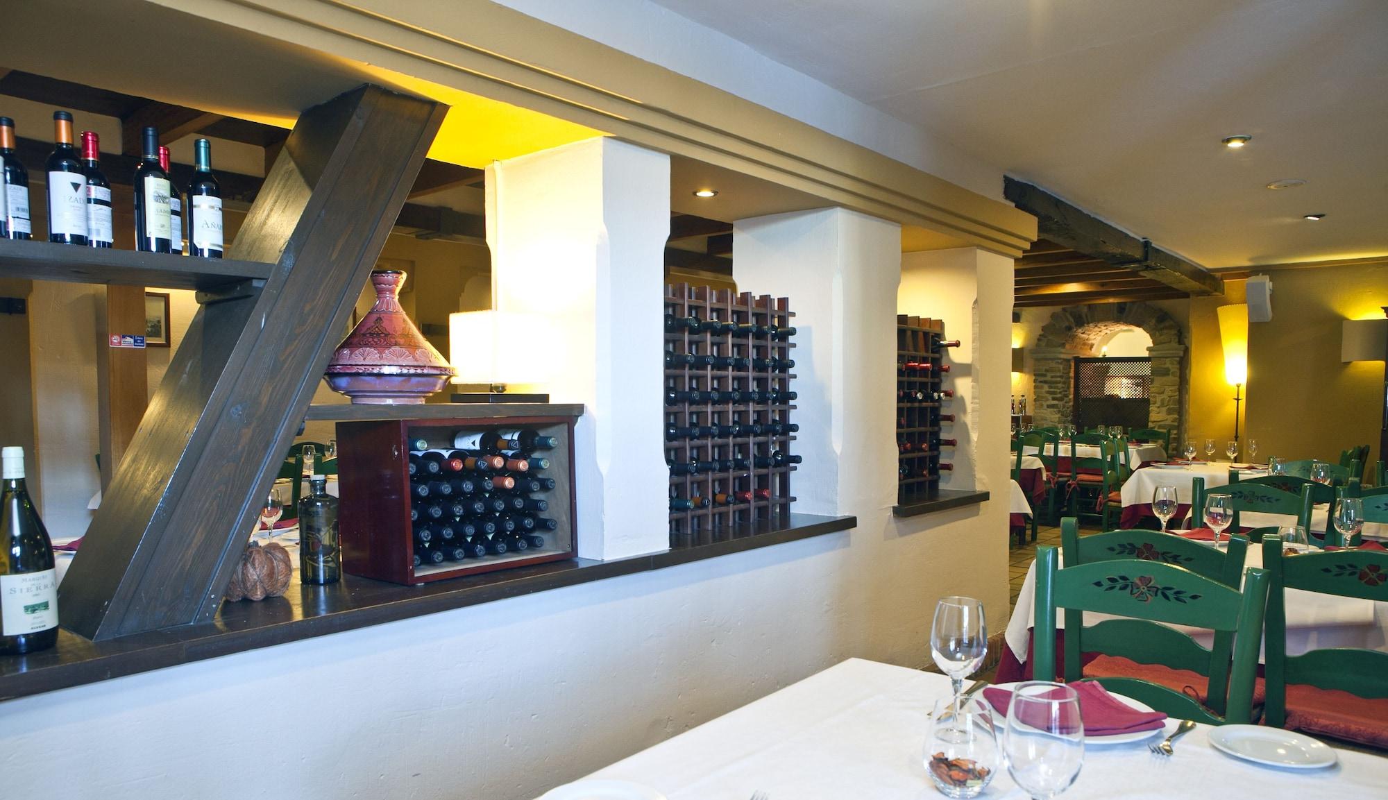 Bar/Salón Hotel Telecabina