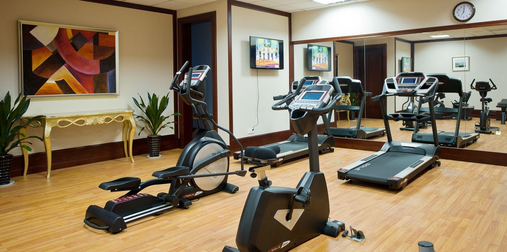 Gimnasio Jinling Cityview Hotel Zhenjiang