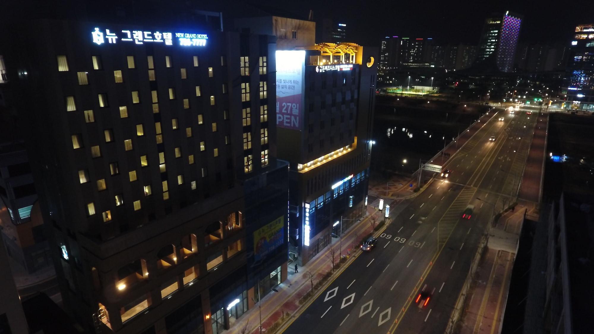 Vista Exterior New Grand Hotel