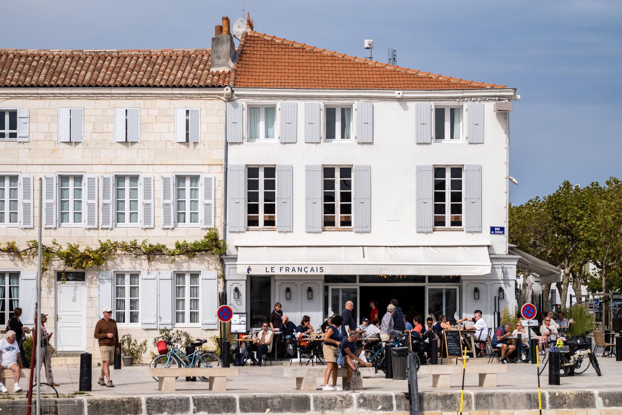 Vista Exterior Hôtel Le Français