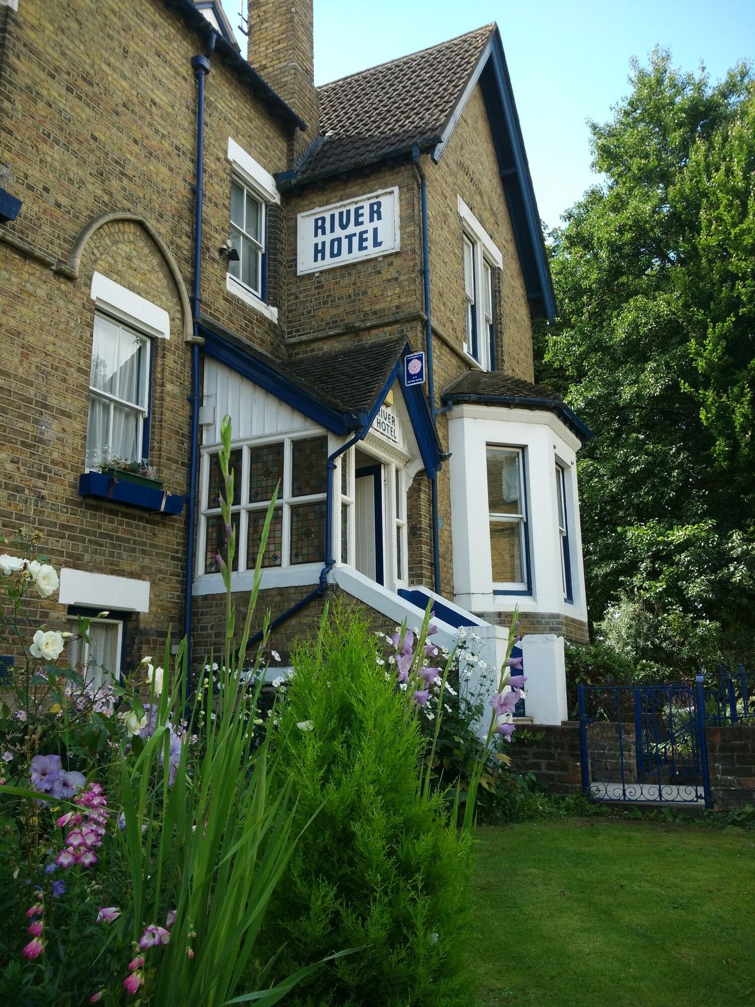 Vista Exterior River Hotel