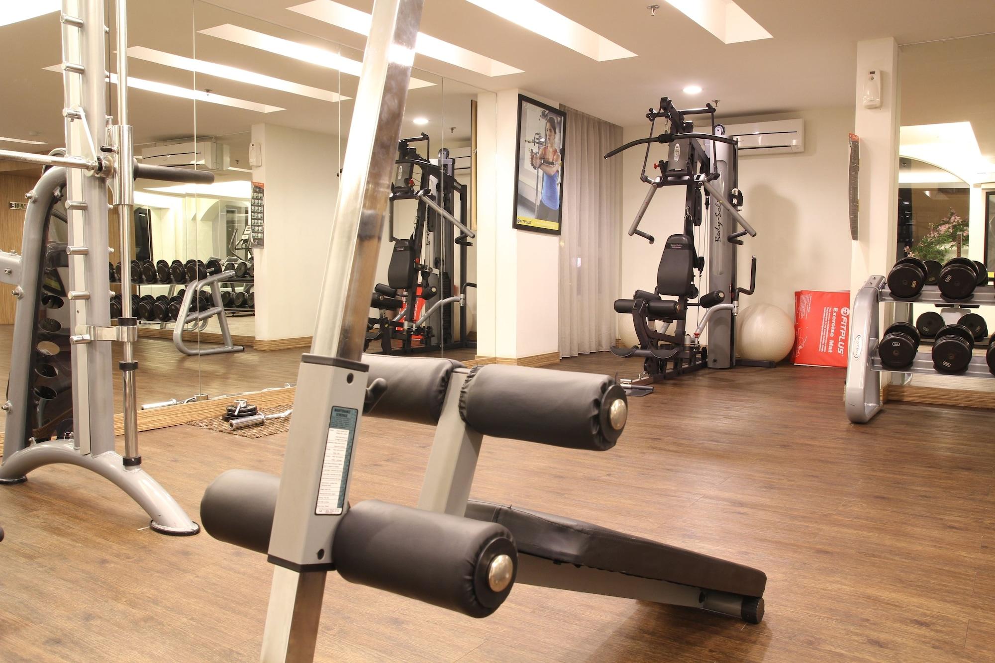 Gimnasio Grand Zuri BSD City