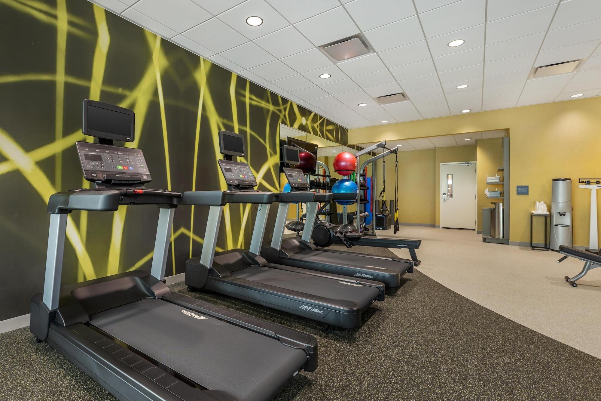 Gimnasio Hilton Garden Inn Columbia Northeast