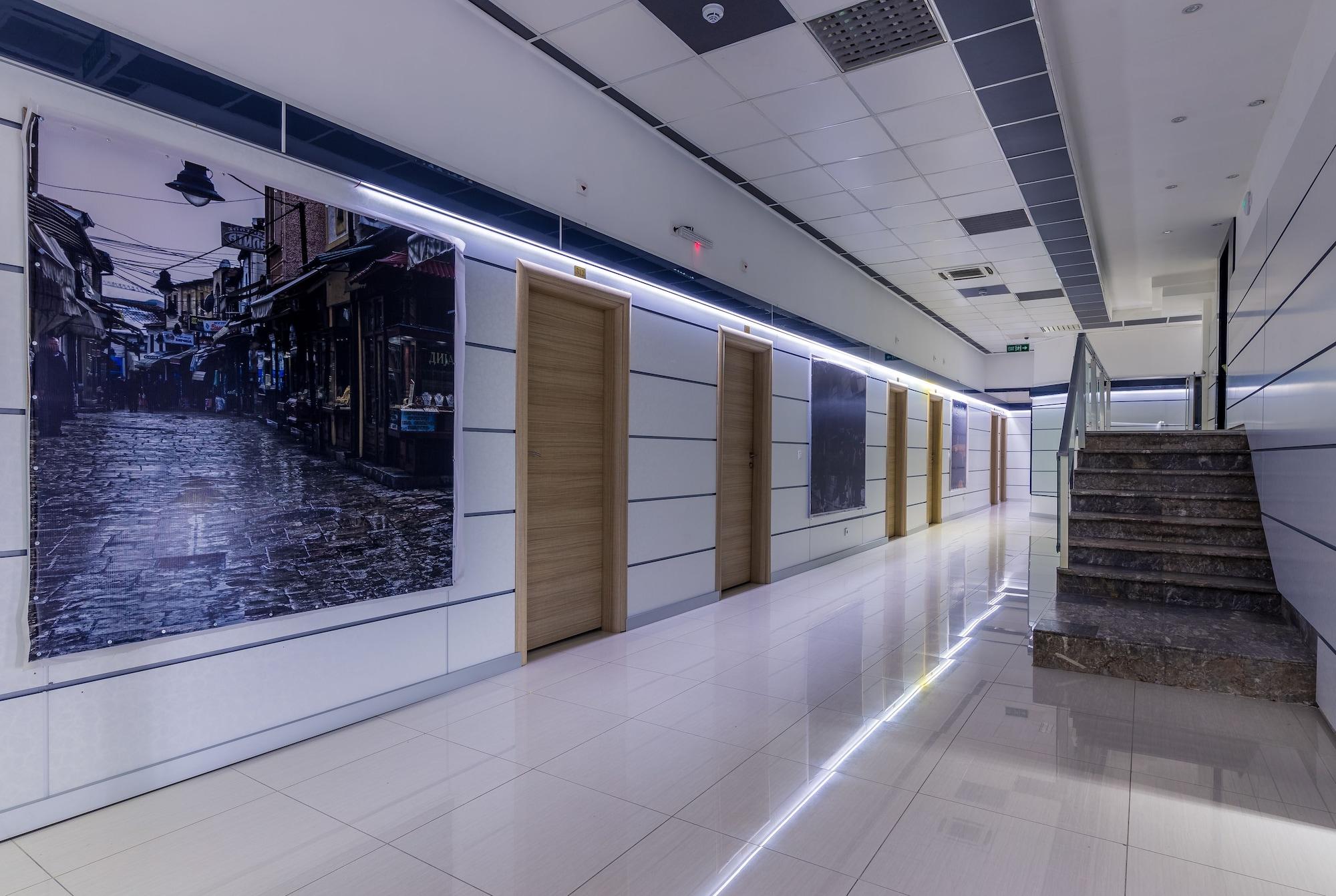 Varios Hotel De KOKA