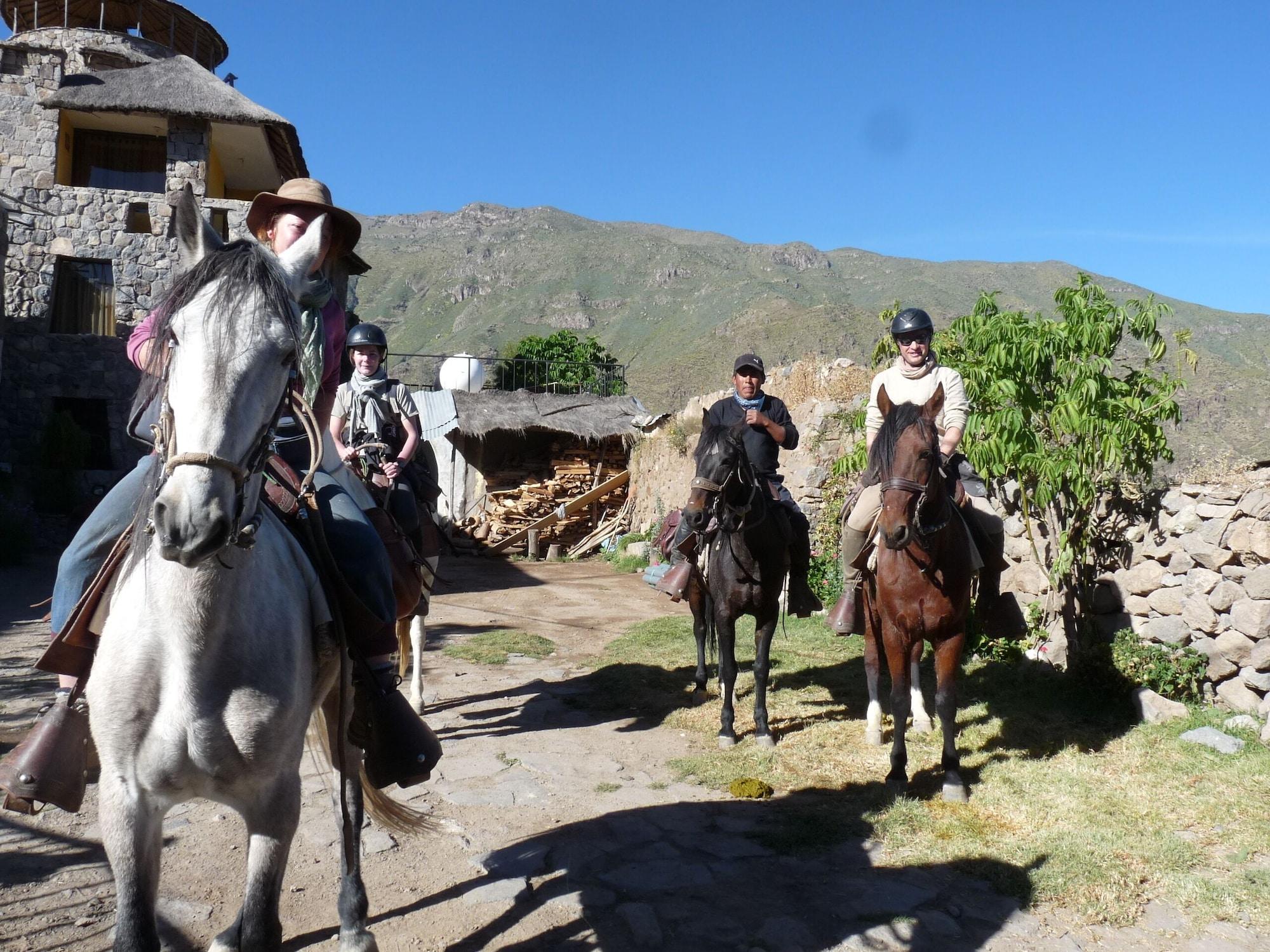 Instalaciones Recreativas Kuntur Wassi Colca Hotel