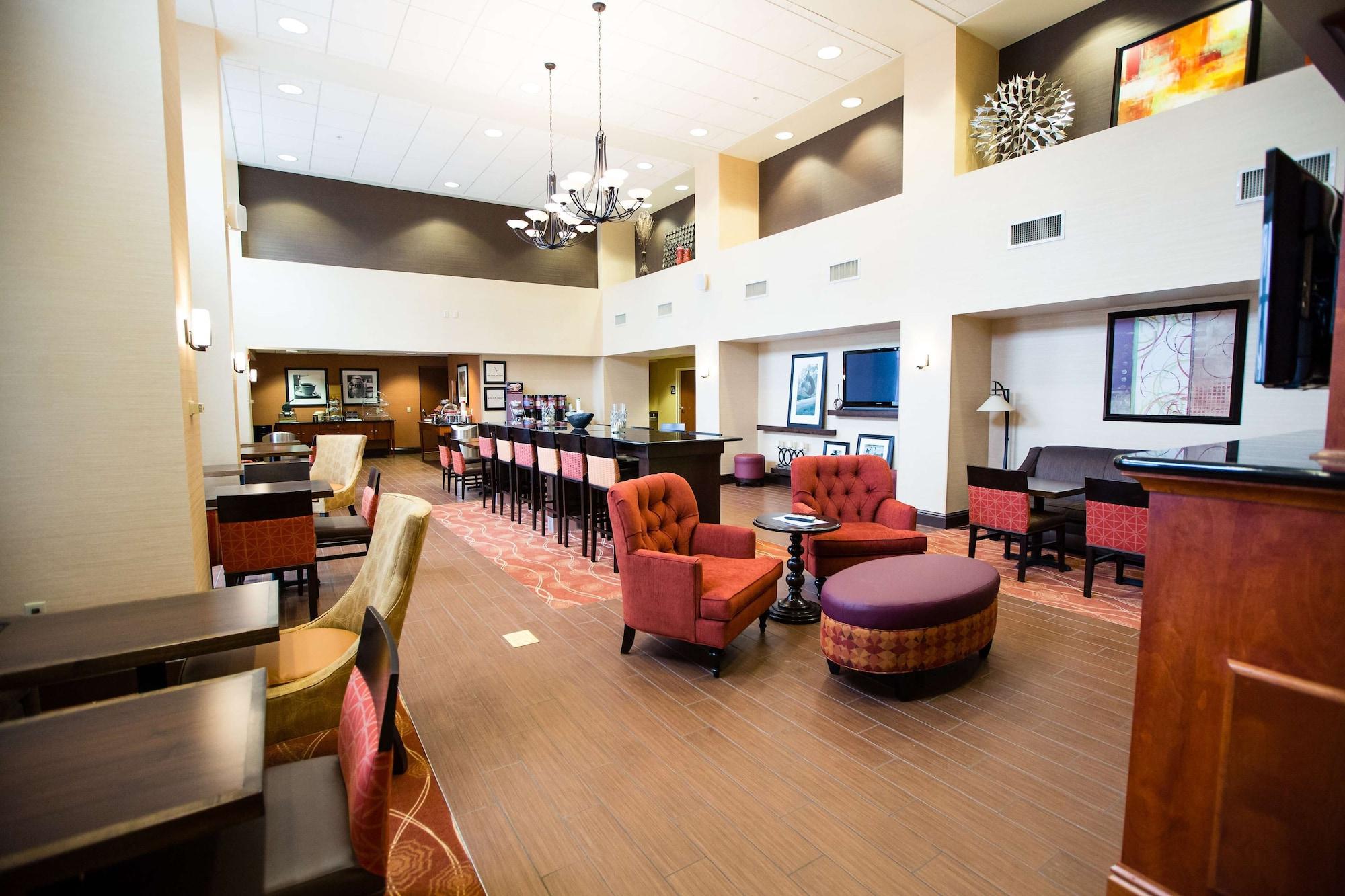 Restaurant Hampton Inn & Suites Blairsville