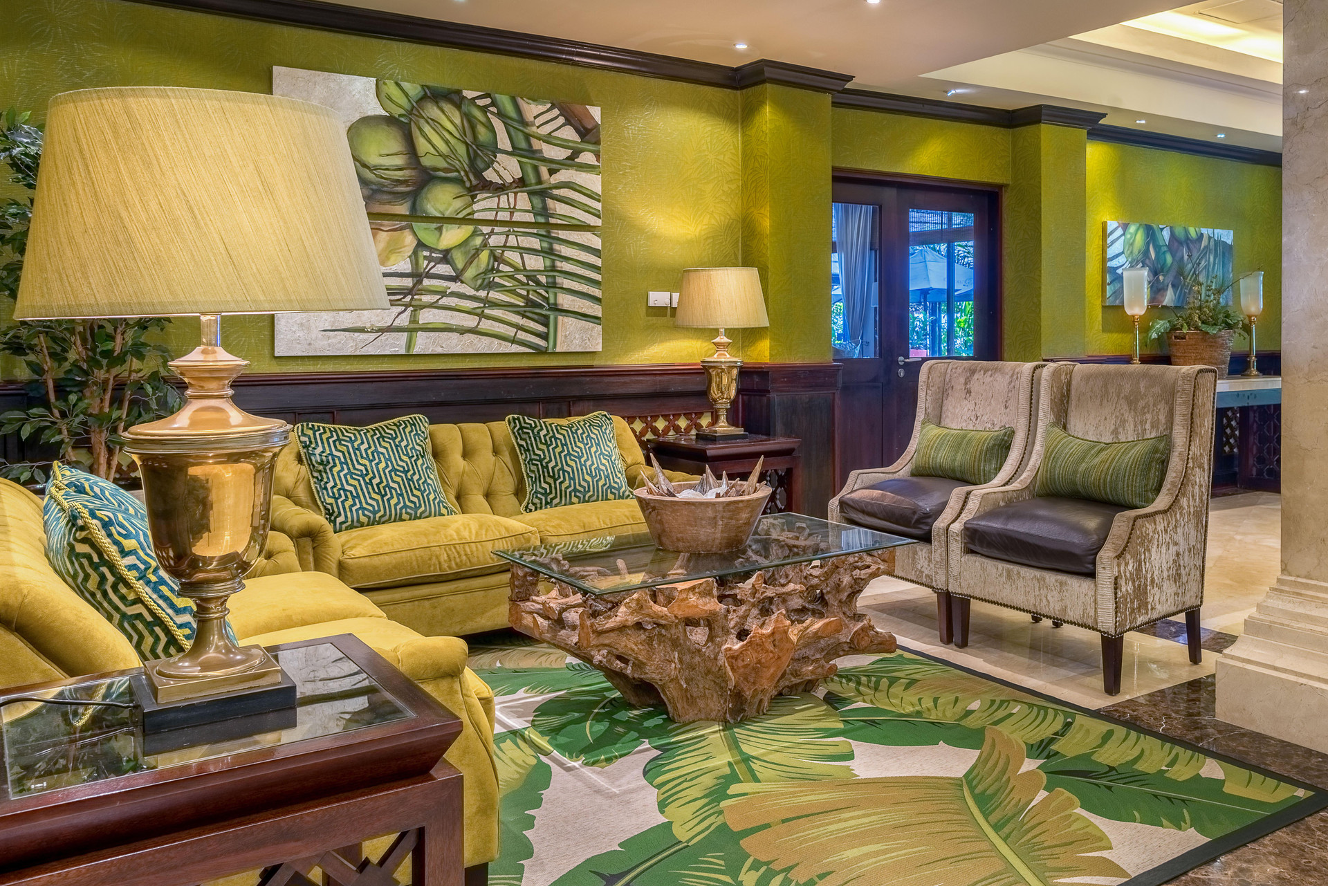 Vista Lobby Sea Cliff Hotel