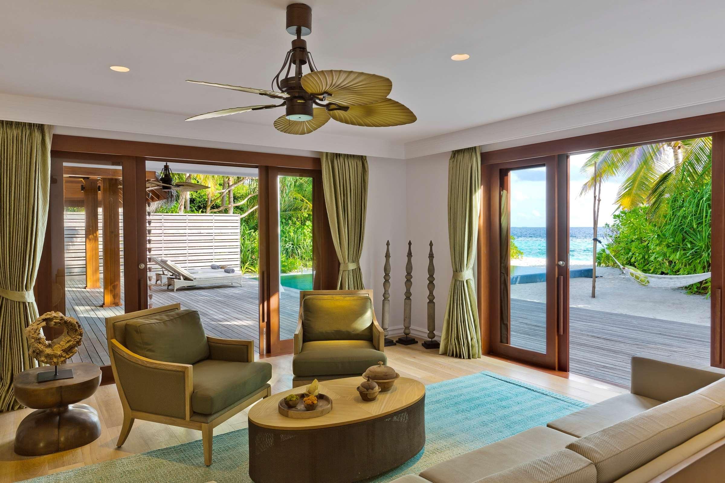 Playa Dusit Thani Maldives