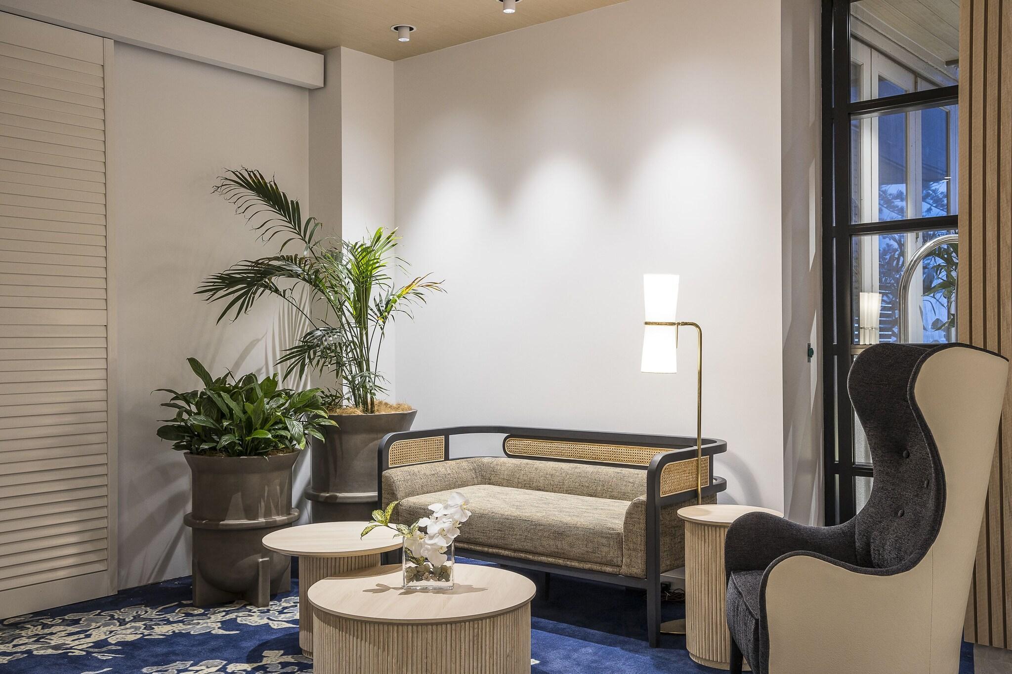 Vista Lobby The Sebel Sydney Manly Beach