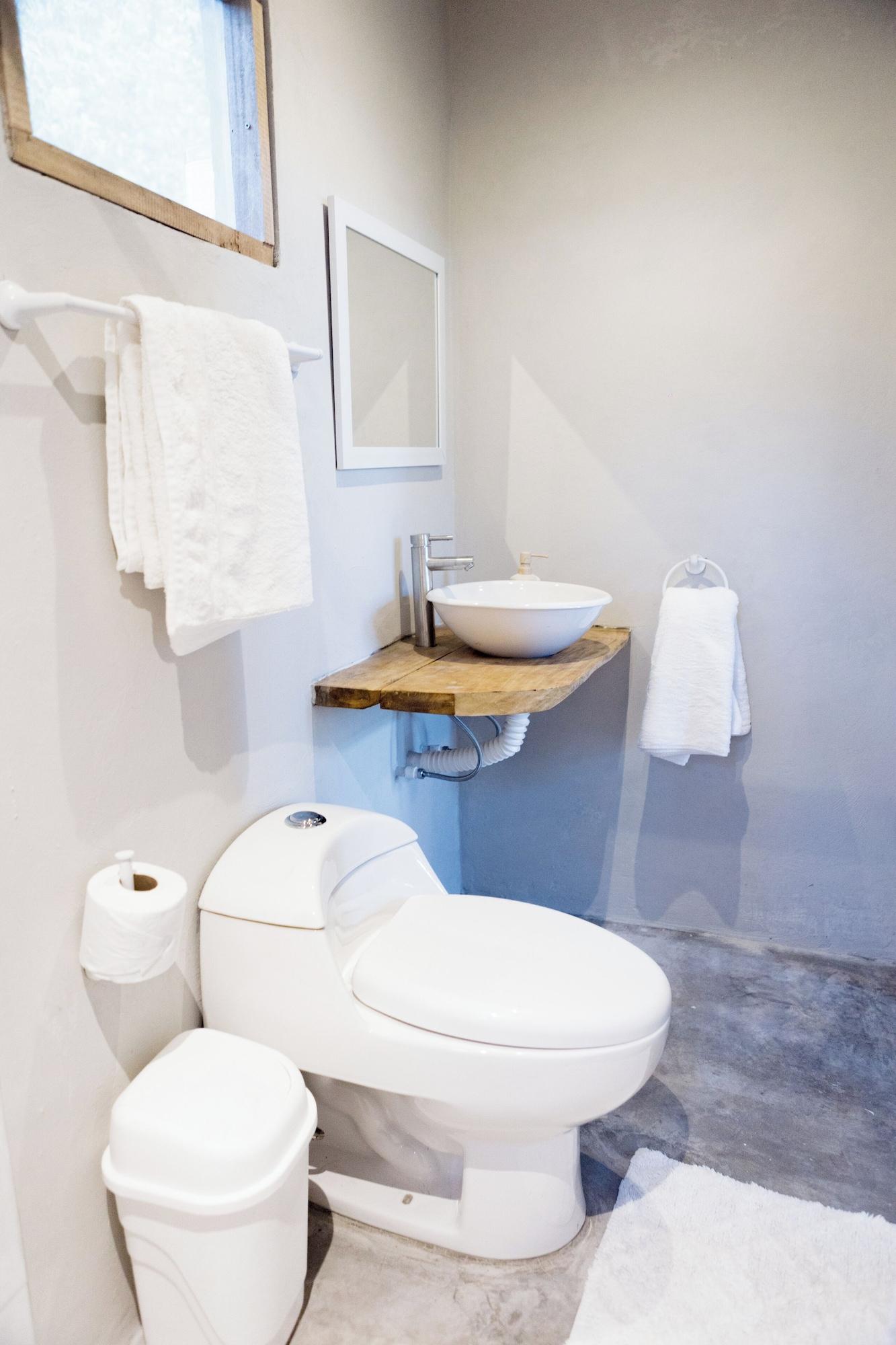 Equipamiento de Habitación Los Amigos Ecoturismo y Reserva Natural