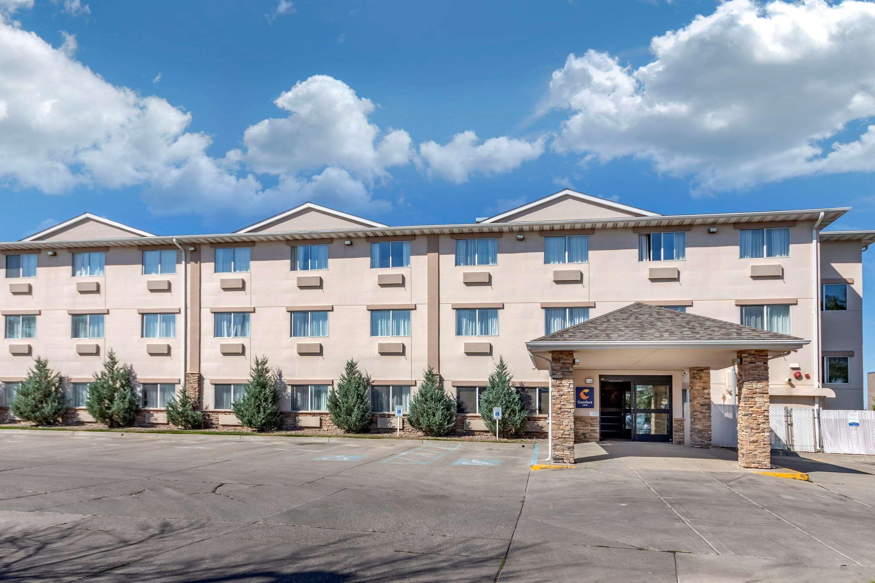 Vista Exterior Comfort Inn Great Falls Central