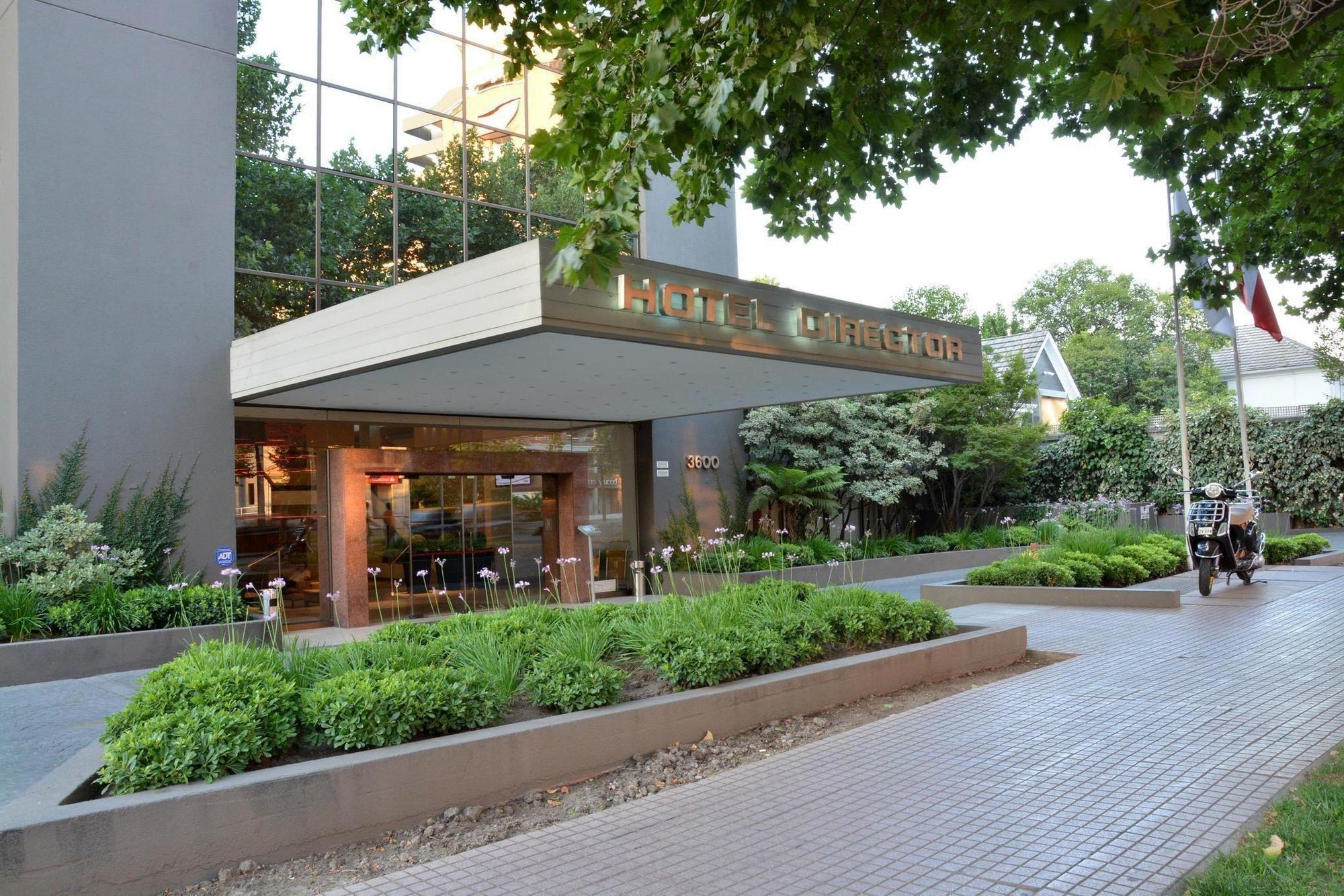 Vista Exterior Hotel Director Vitacura