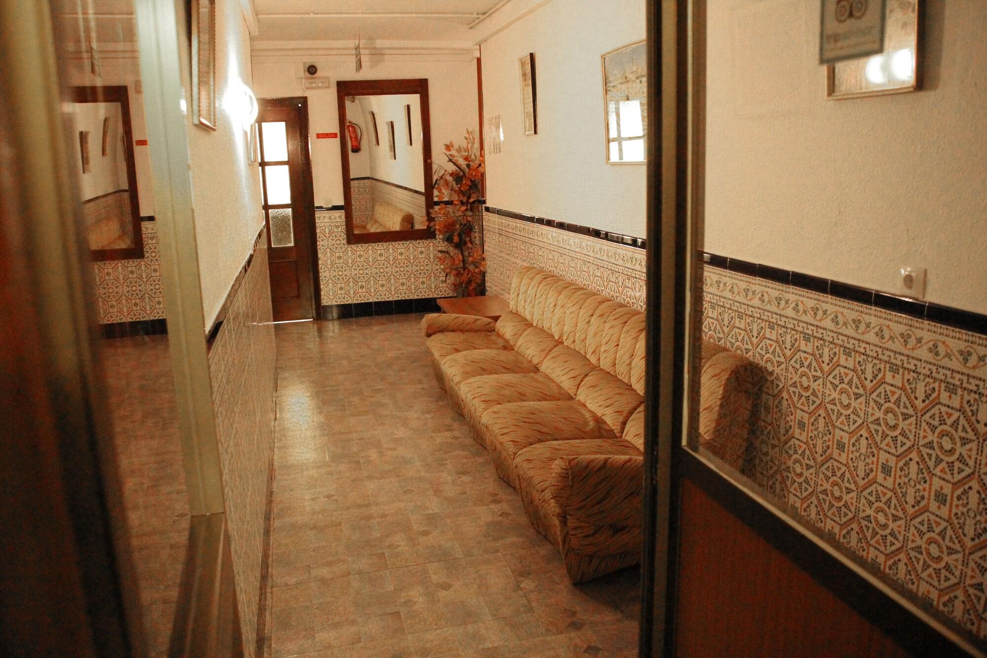 Vista Lobby Pensión Terminal